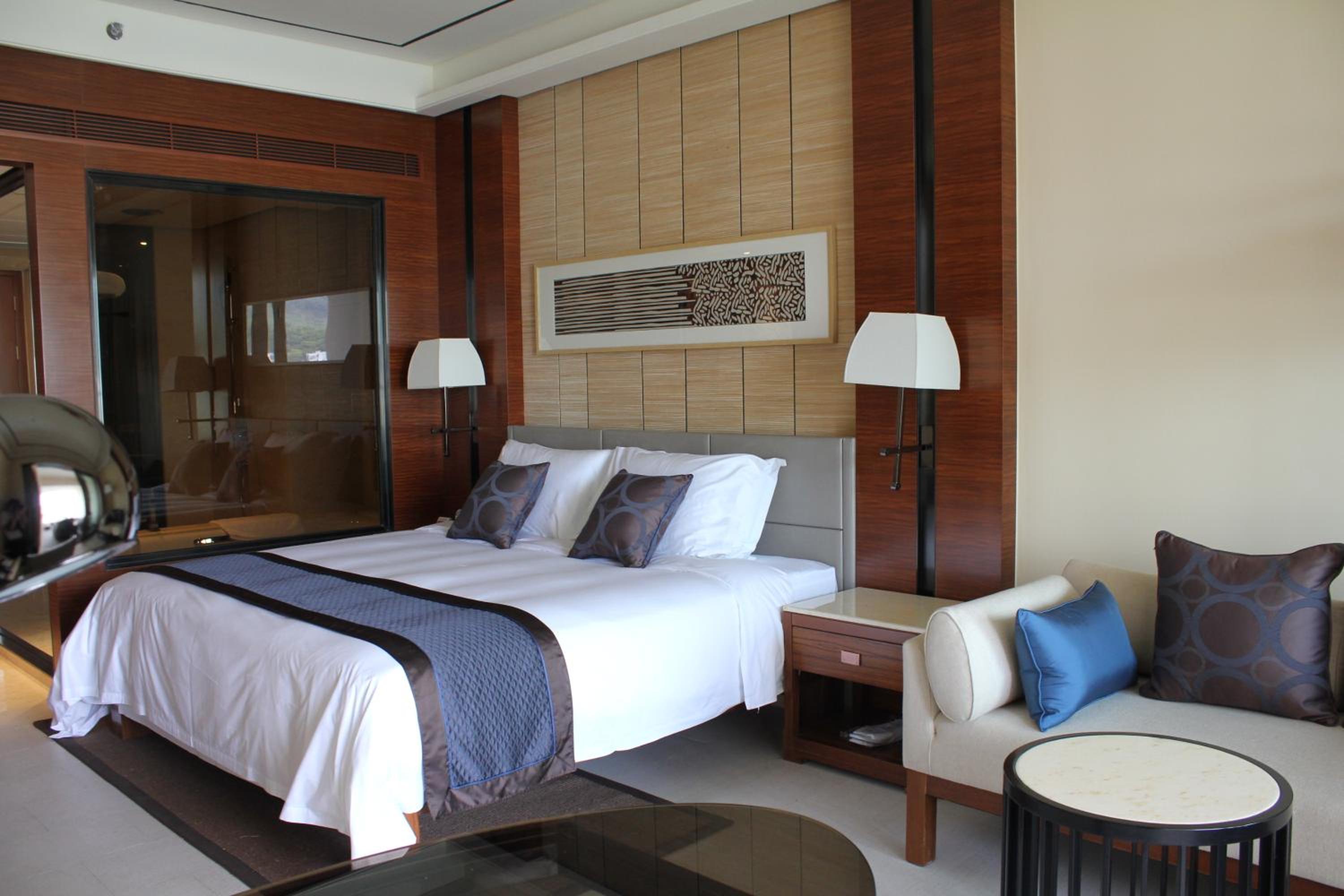 Crowne Plaza Sanya City Center by IHG