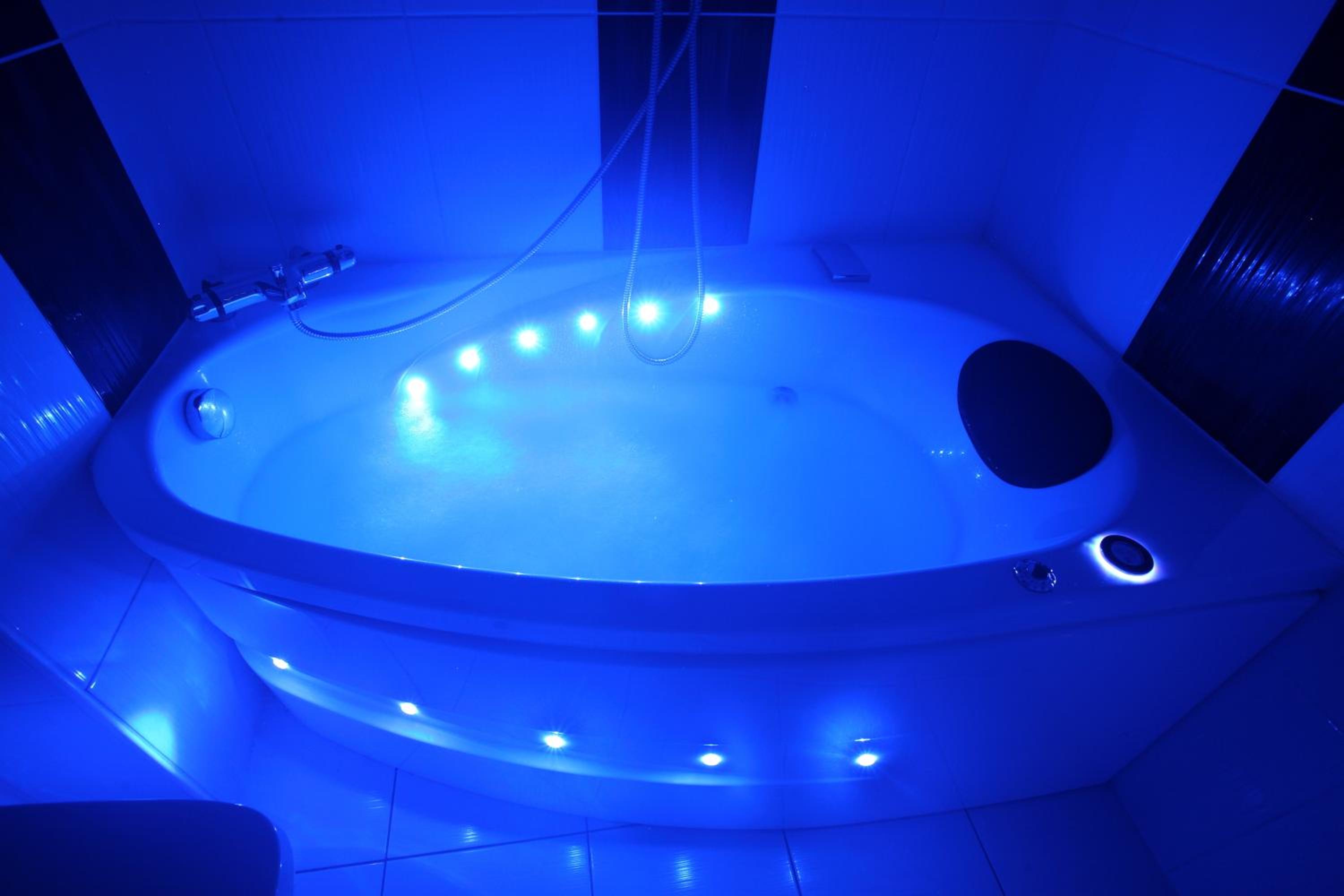 Jacuzzi