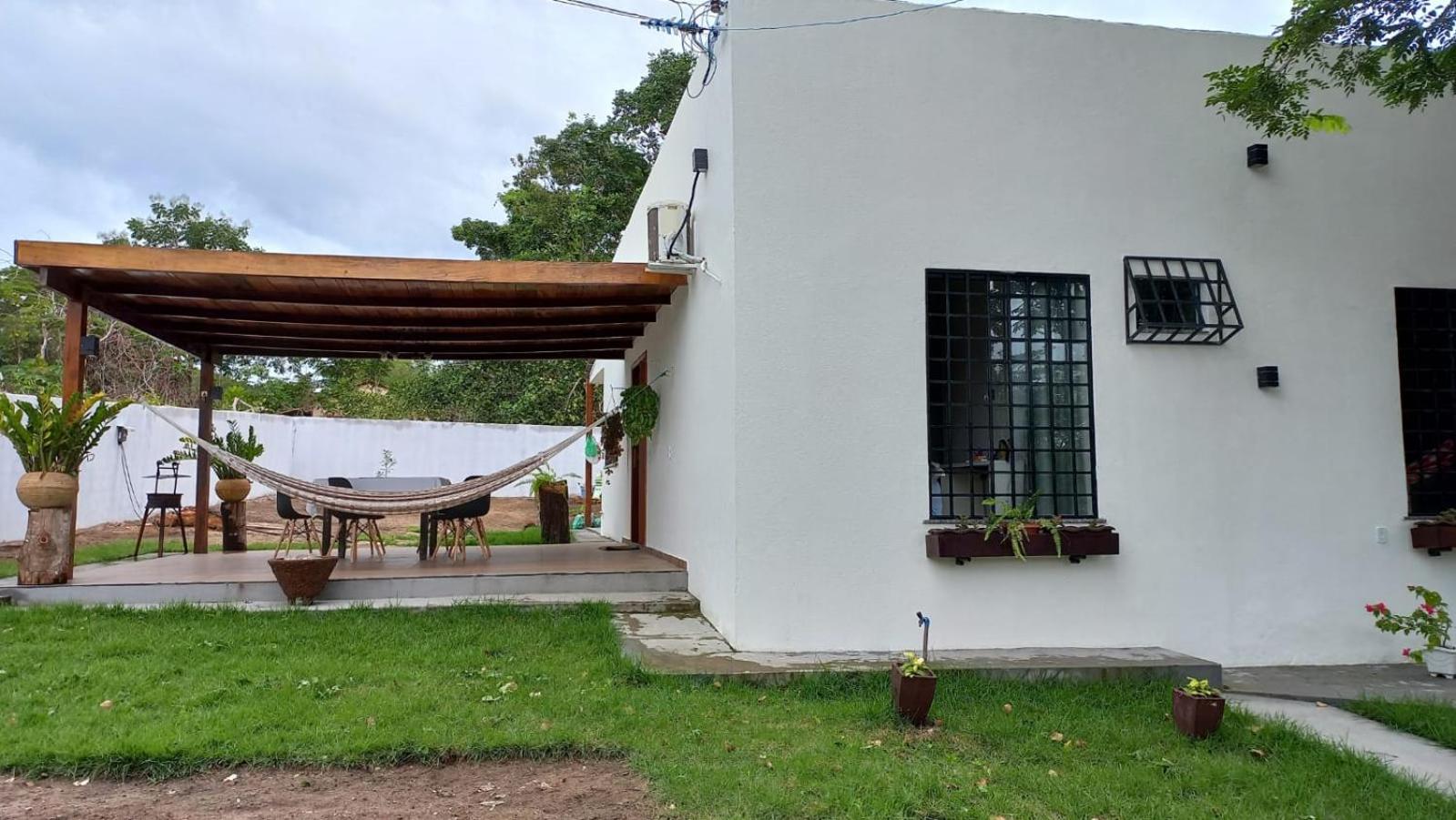CASA CONFORTÁVEL COM 4 QUARTOS EM ALTER DO CHÃO
