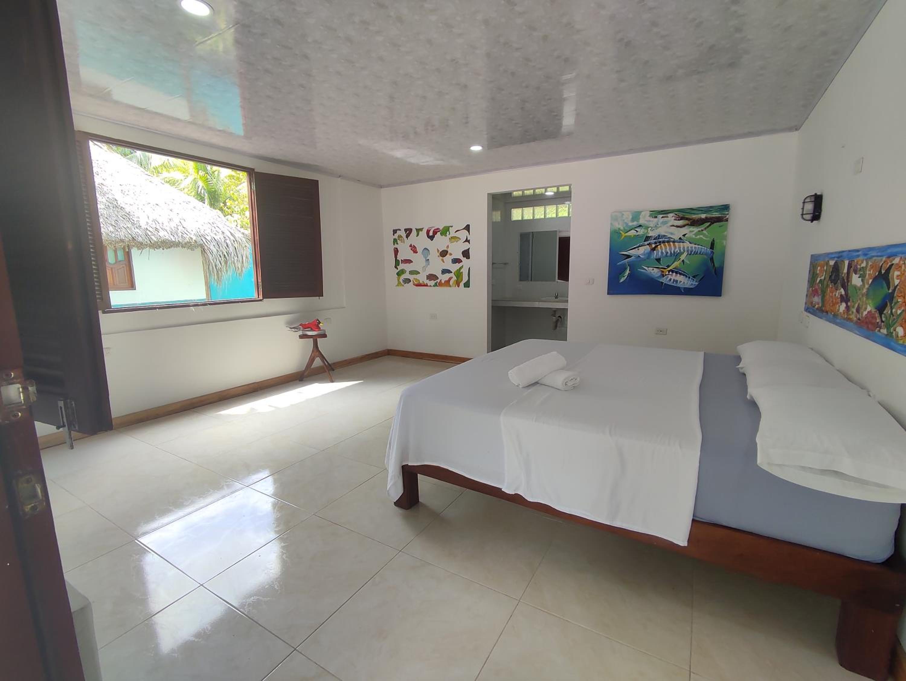 Isla Grande Eco-Hostal
