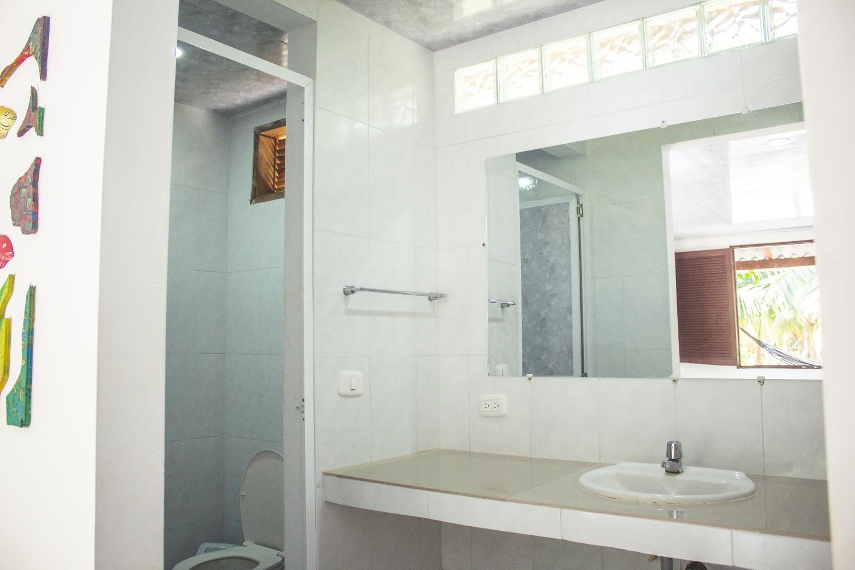 Isla Grande Eco-Hostal