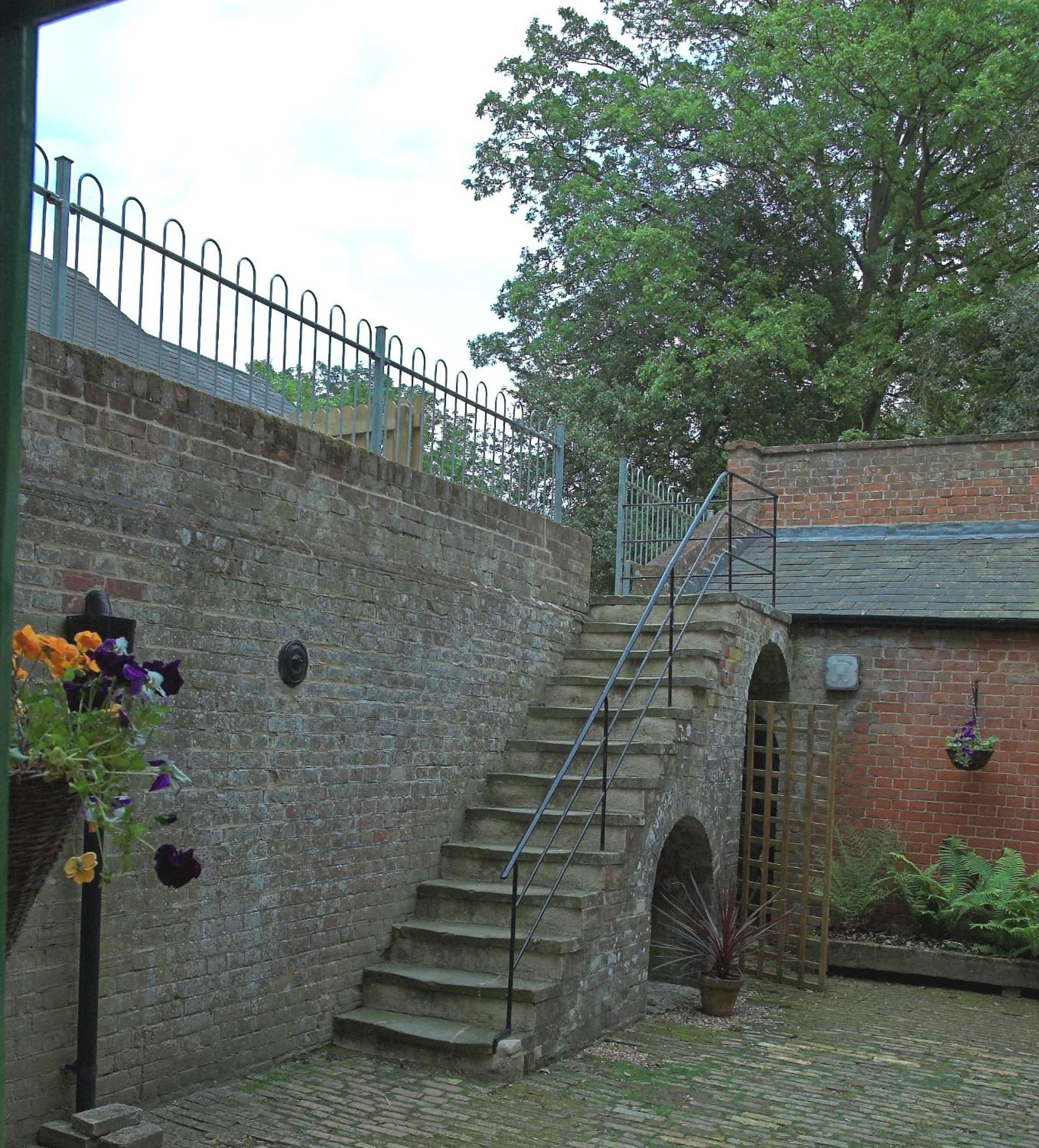 The Old Pump House view 5