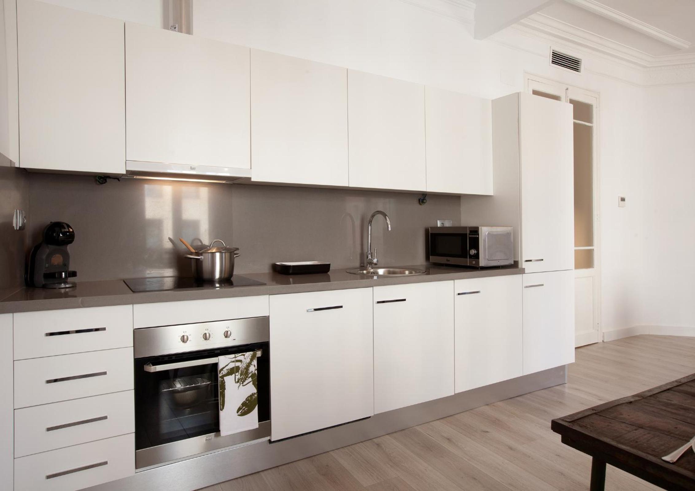 Click&Flat Seneca Suites