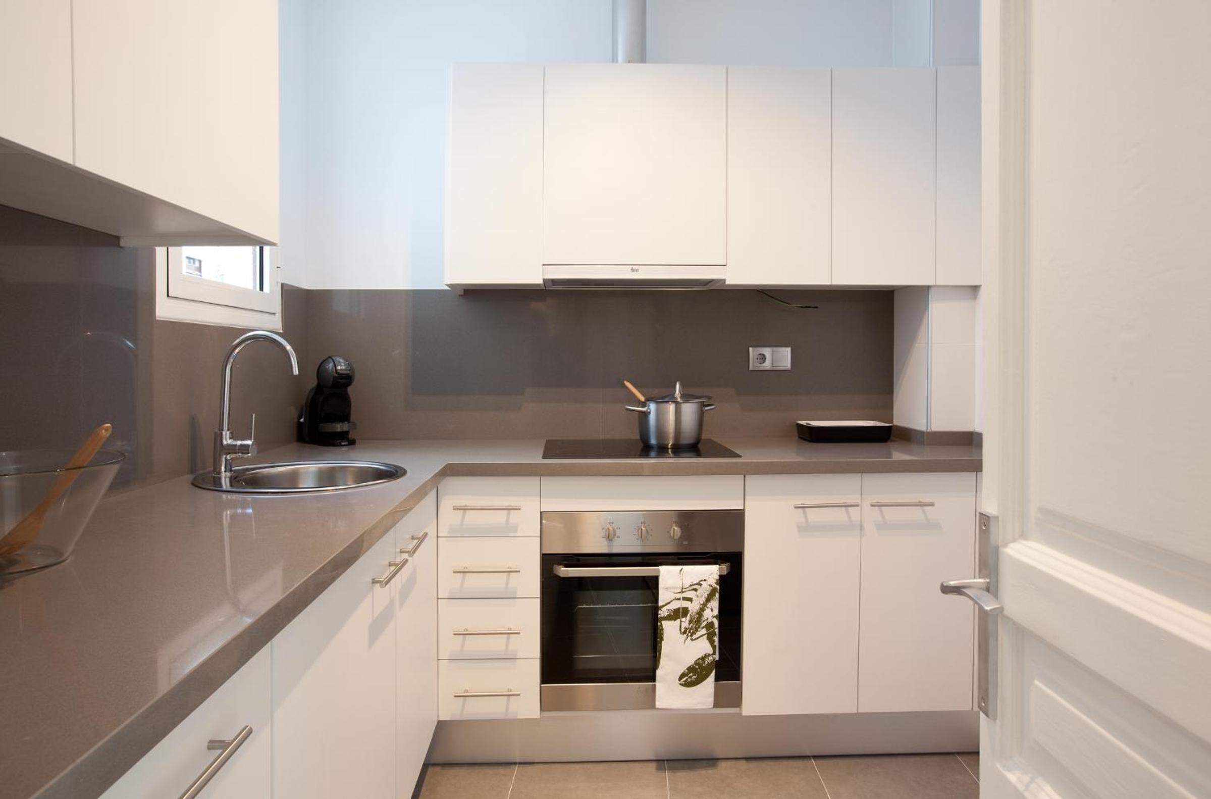 Click&Flat Seneca Suites