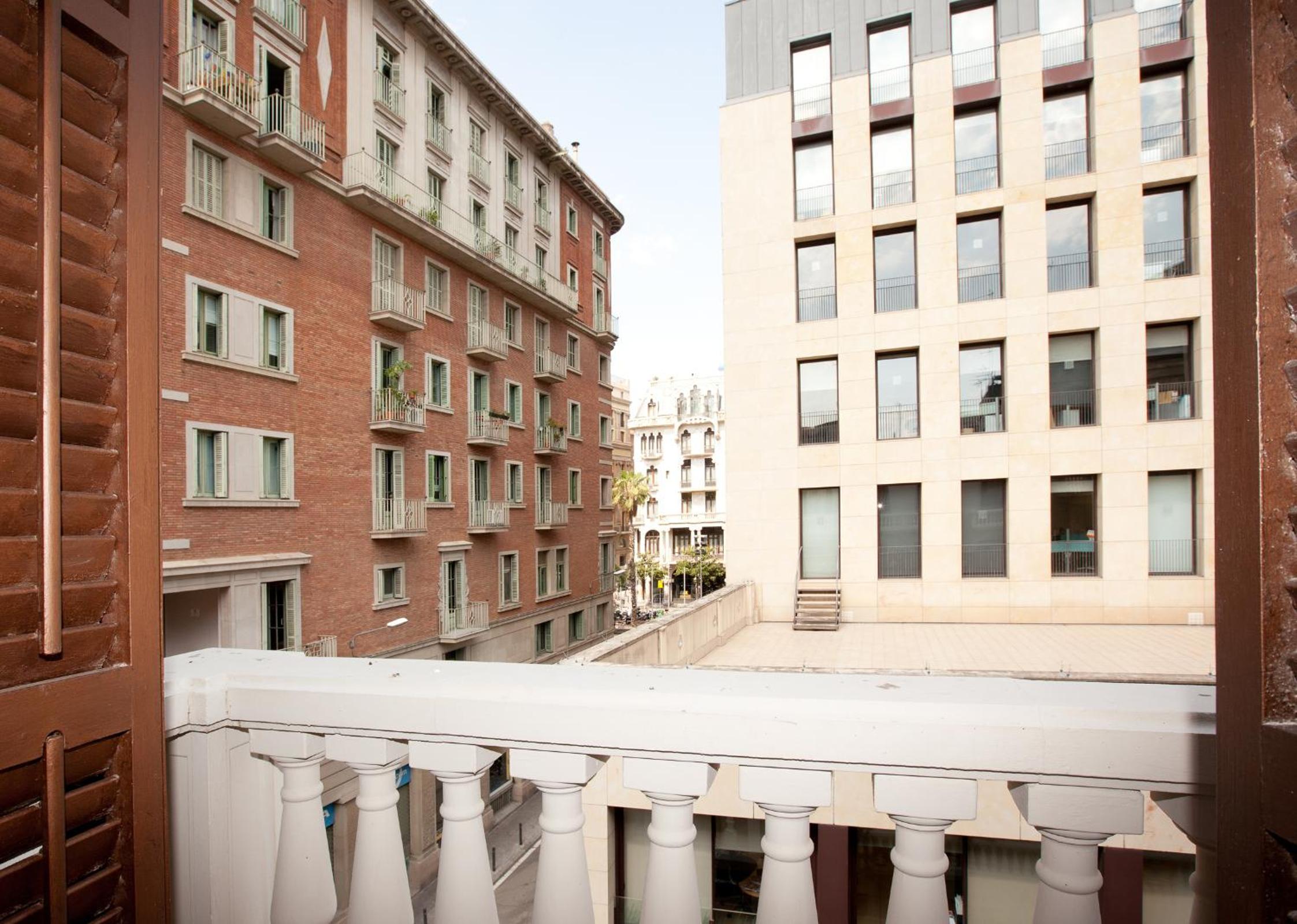 Click&Flat Seneca Suites
