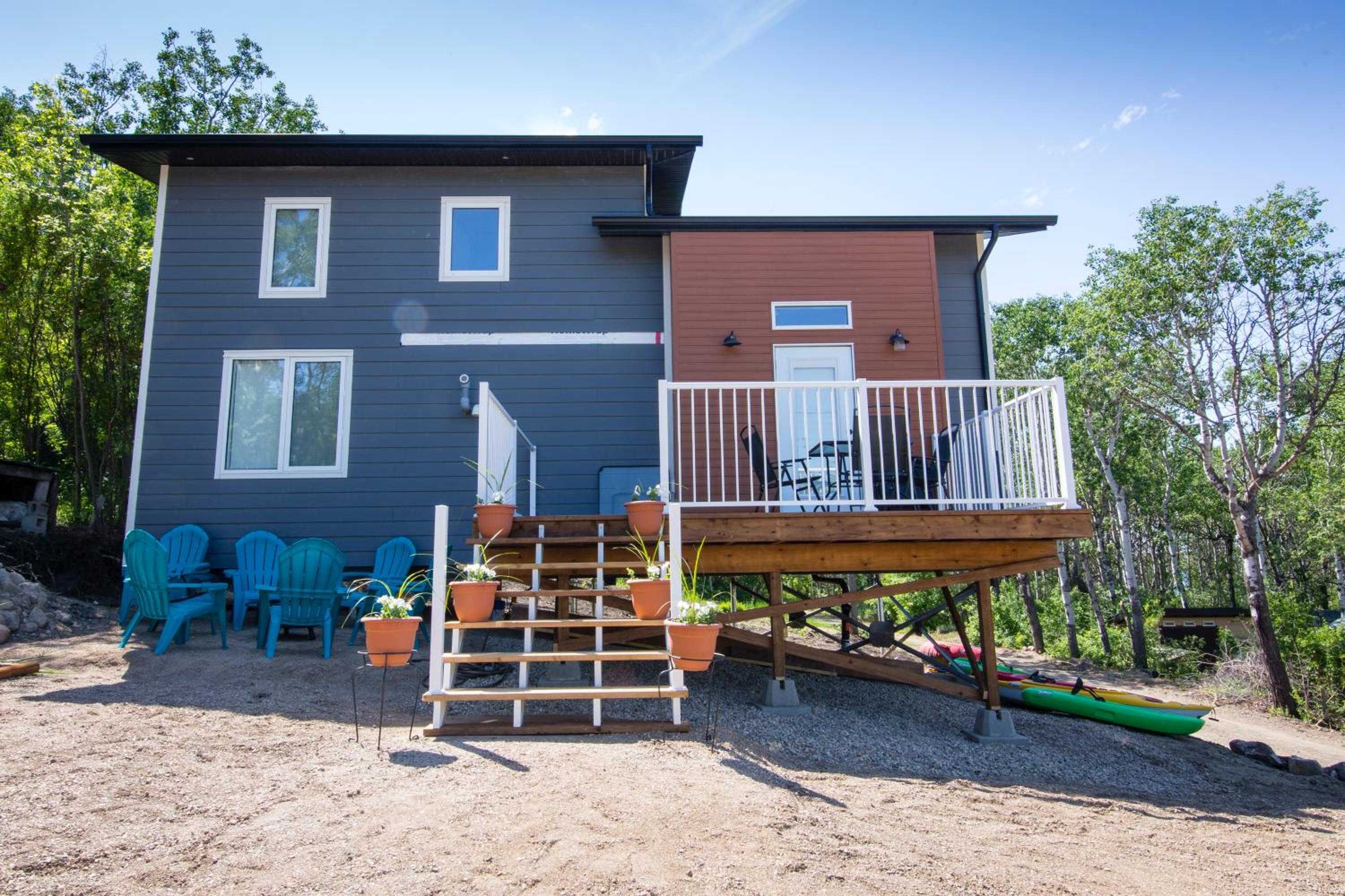 MANITOU BEACH COTTAGES by Prowess