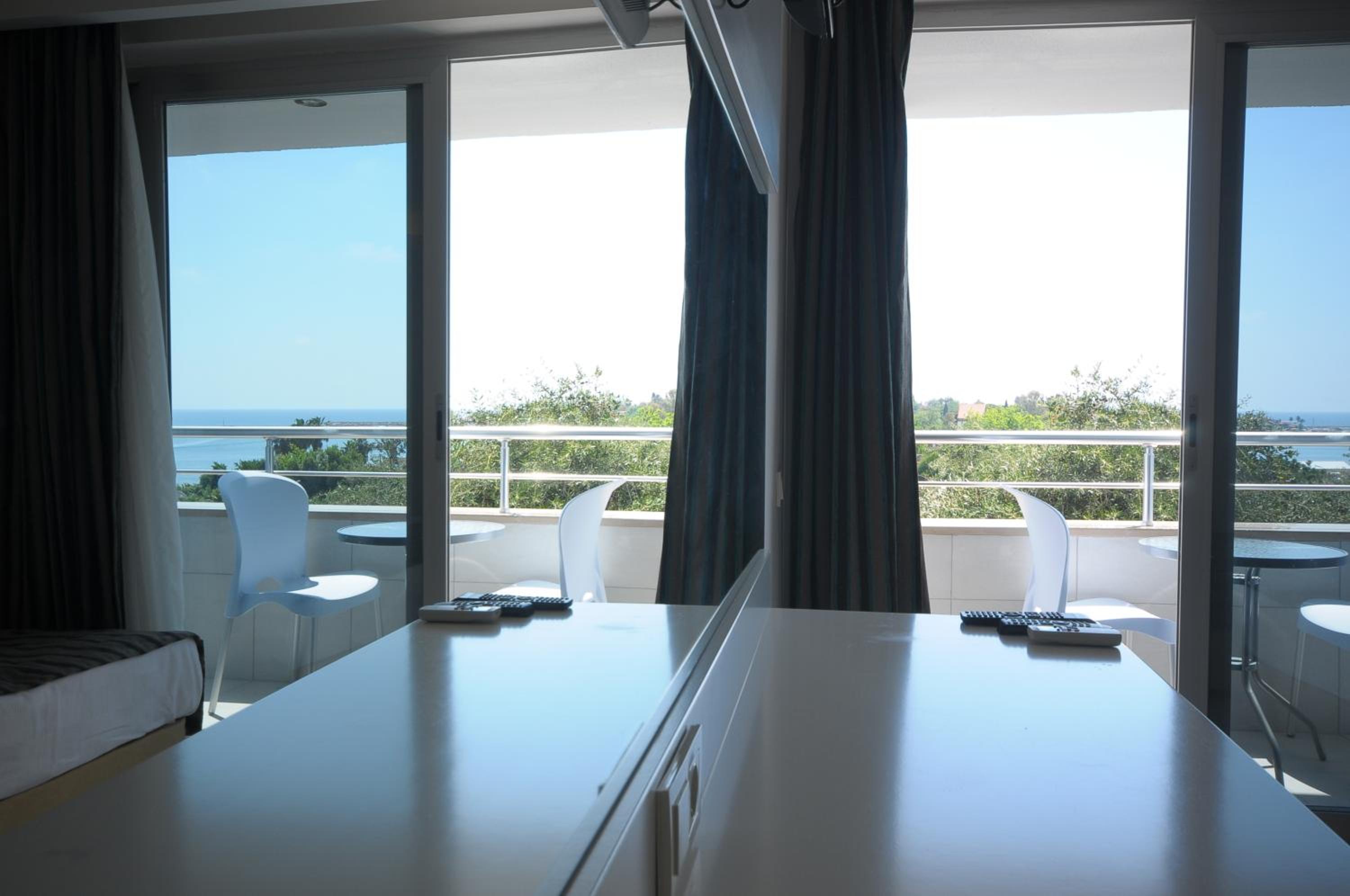 Aura Boutique Hotel - Image 82