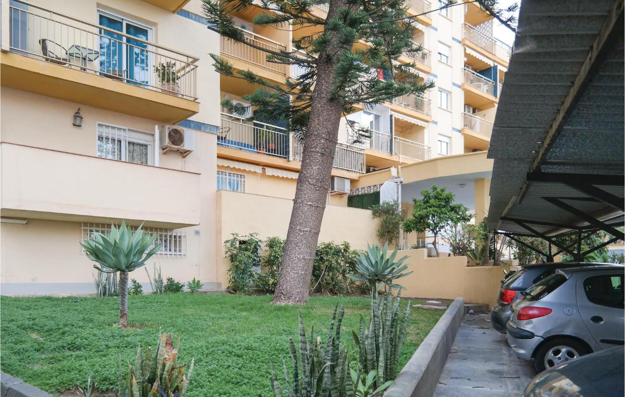 Cozy Apartment In Fuengirola With Wifi