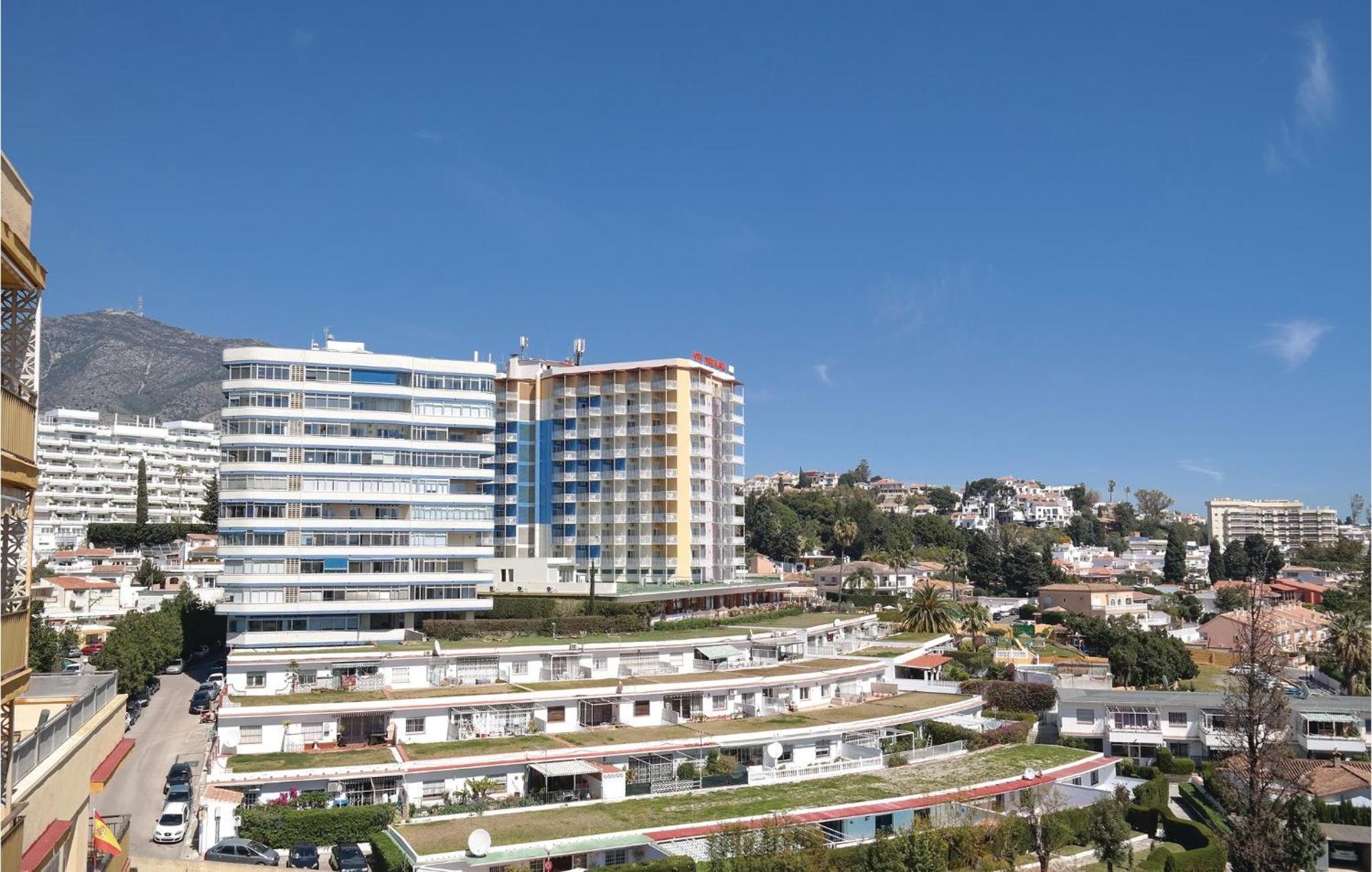 Cozy Apartment In Fuengirola With Wifi