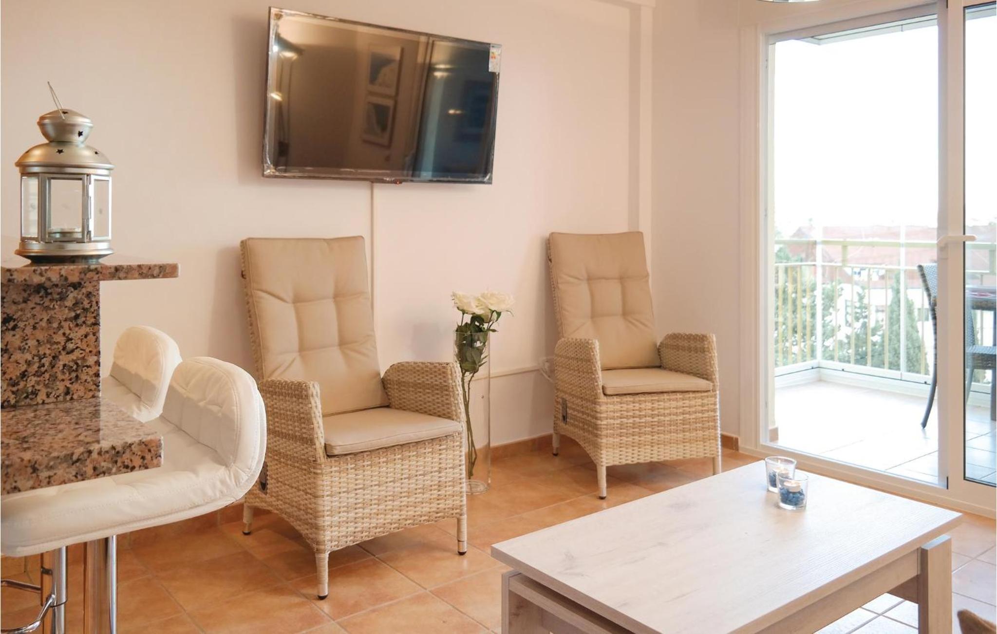 Cozy Apartment In Fuengirola With Wifi