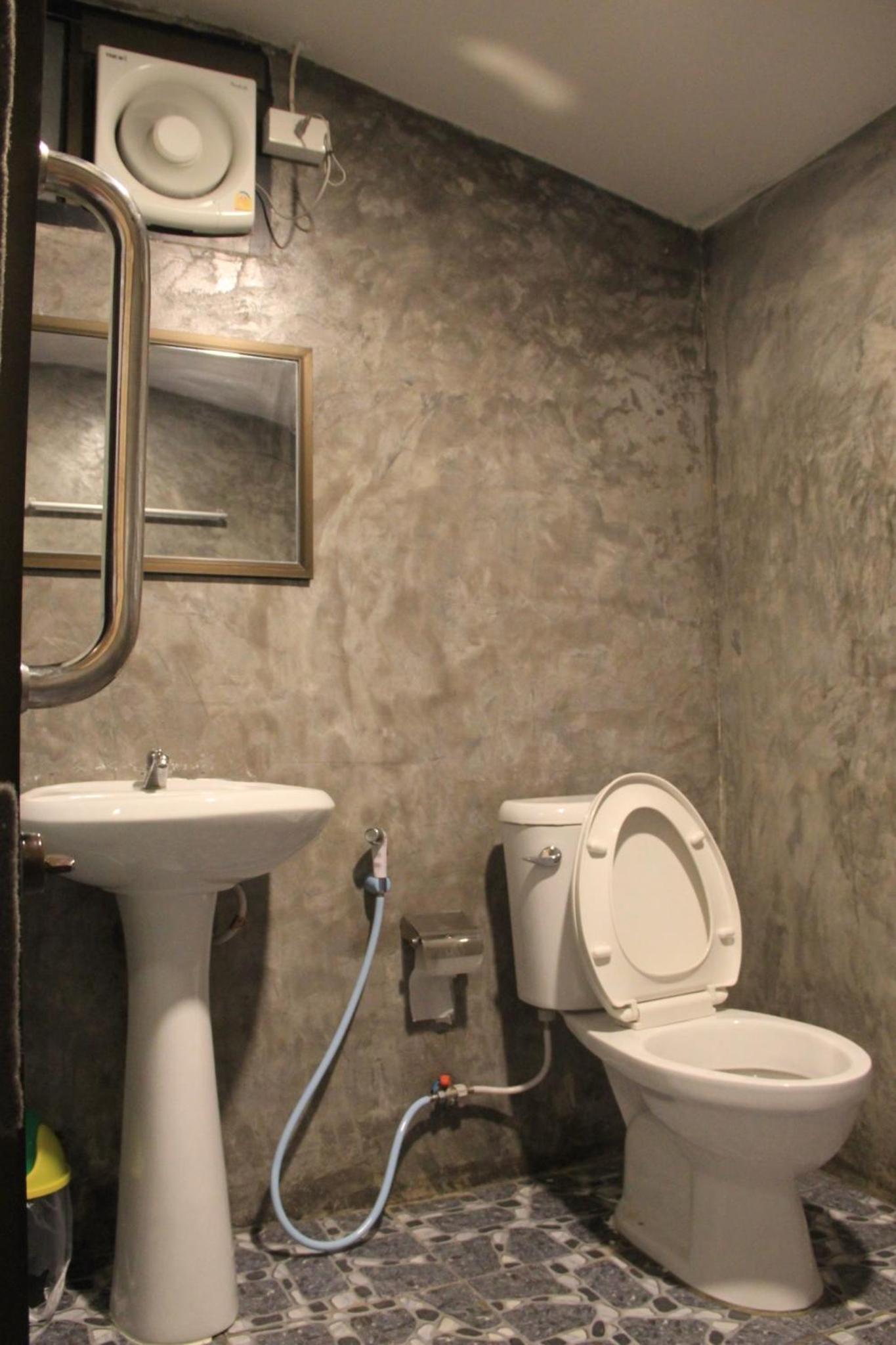 Photo 24