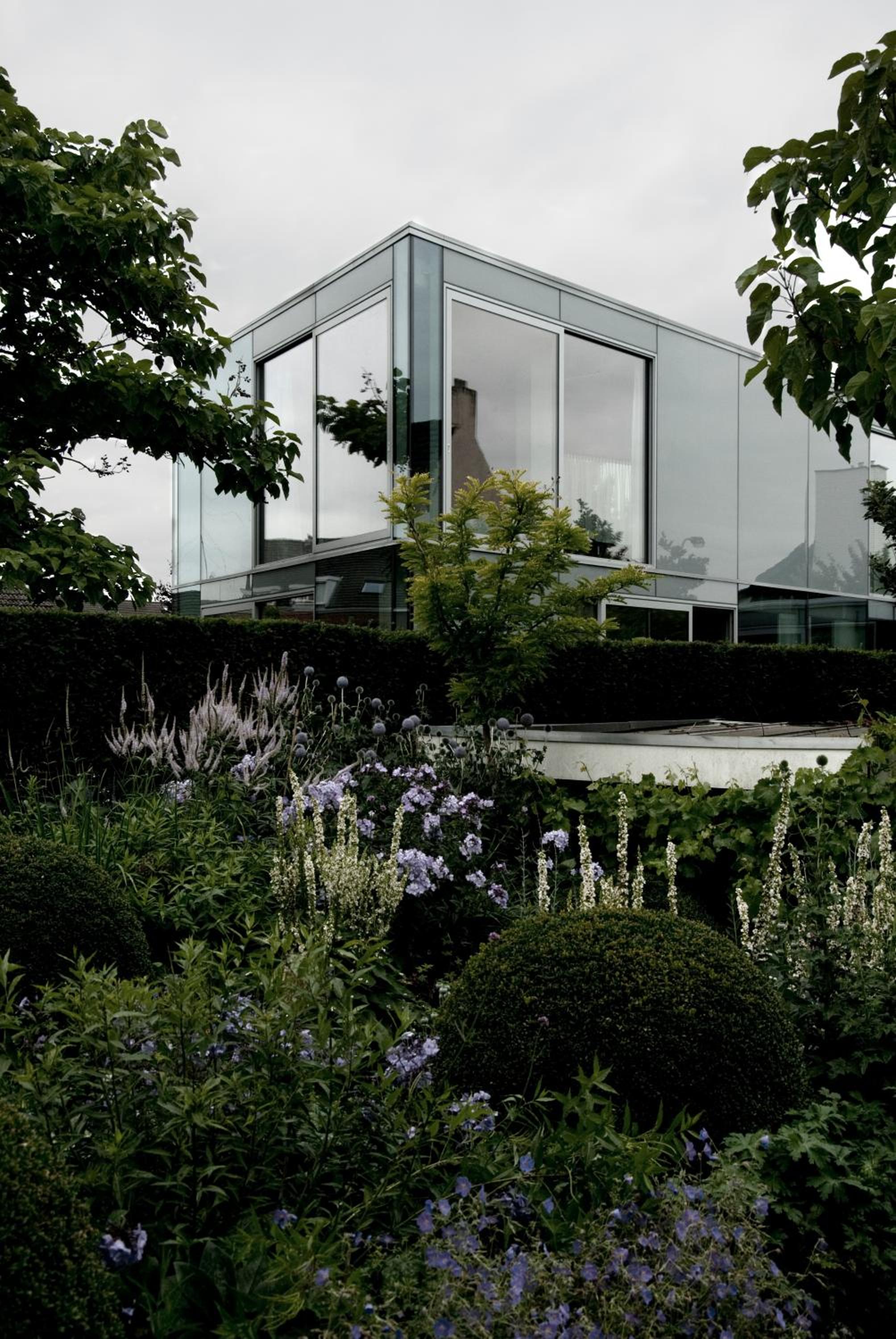 H-House Architectural Residence