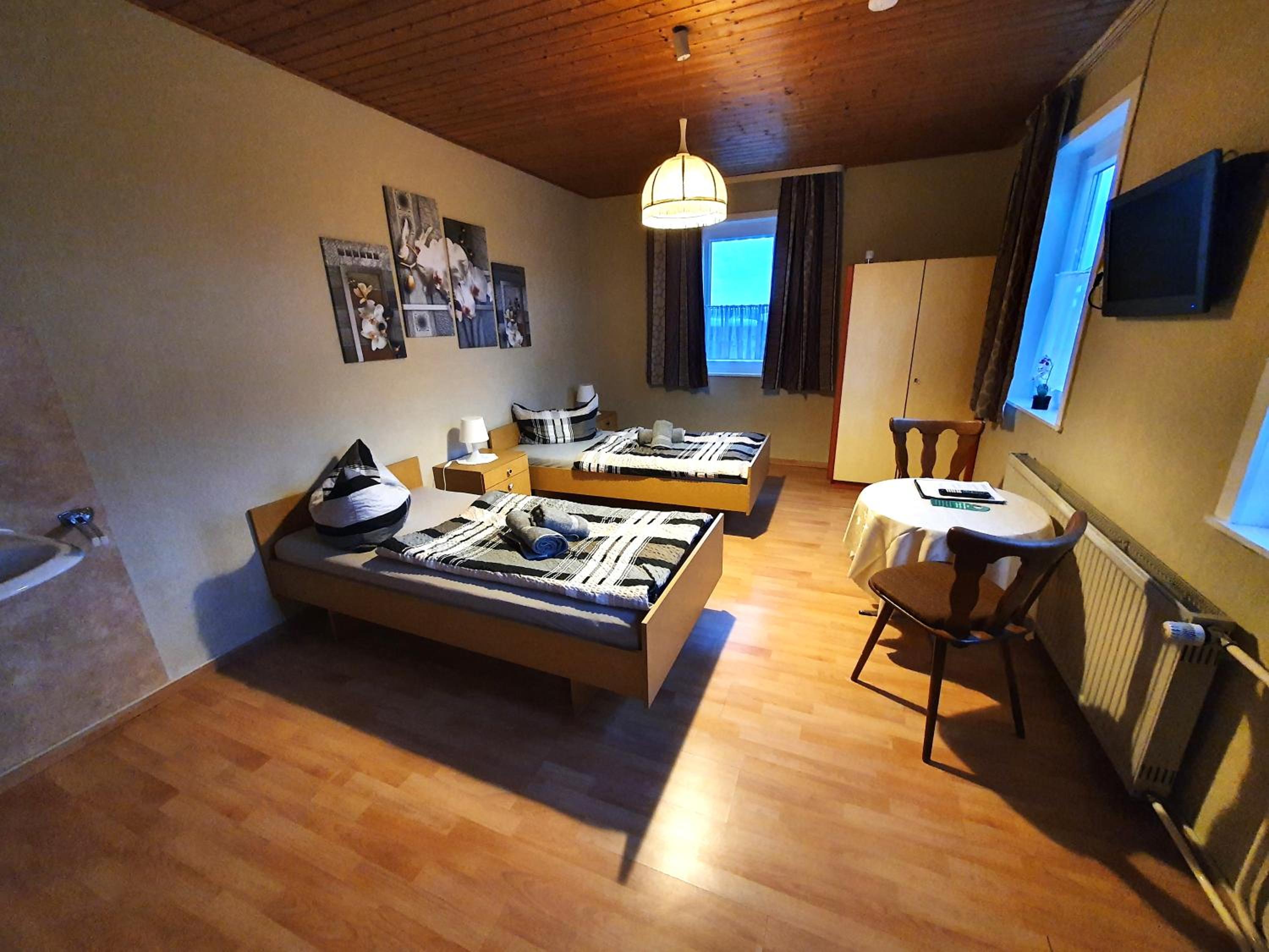 Photo 7
