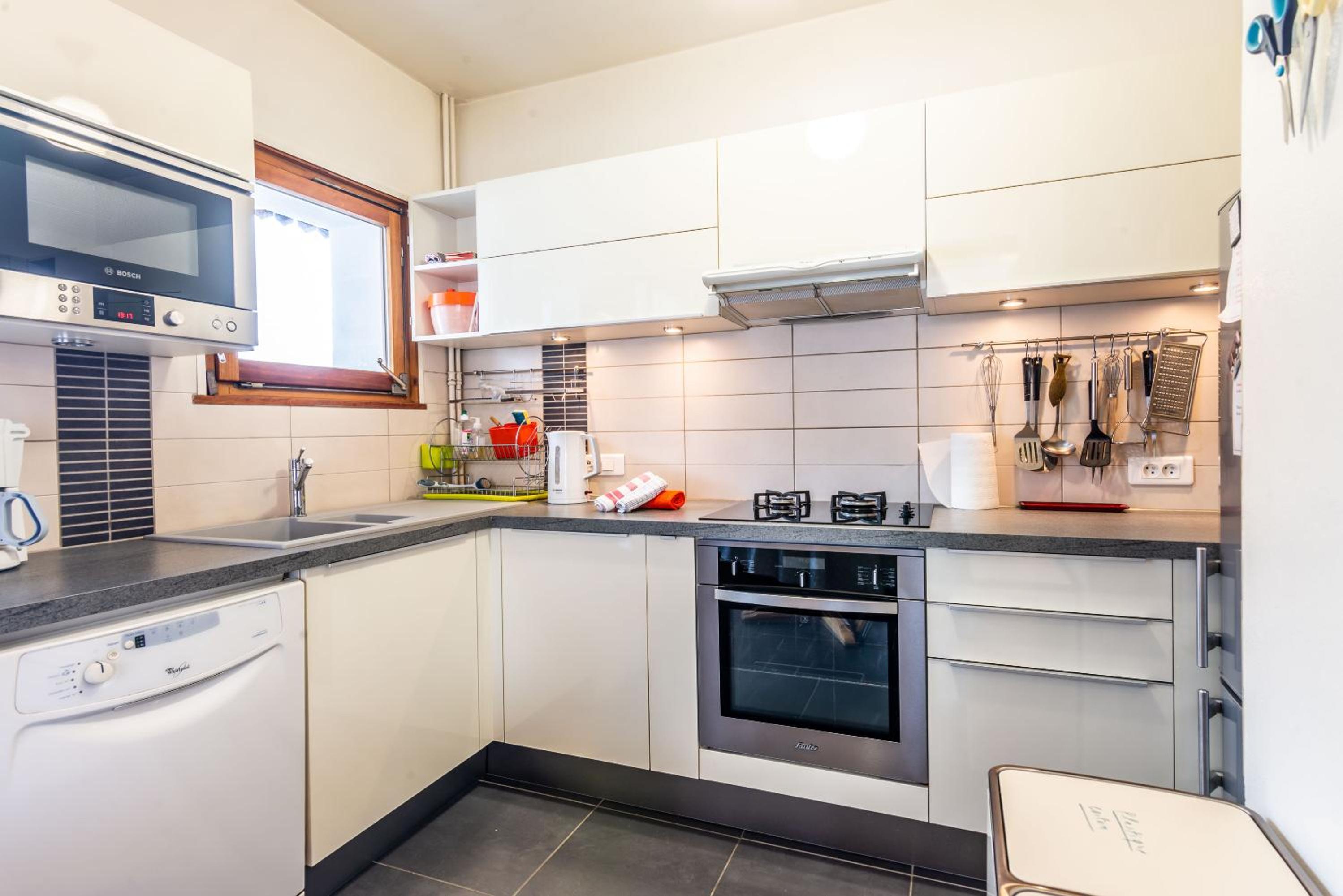 Appartement familial - Tout confort - Garage view 4