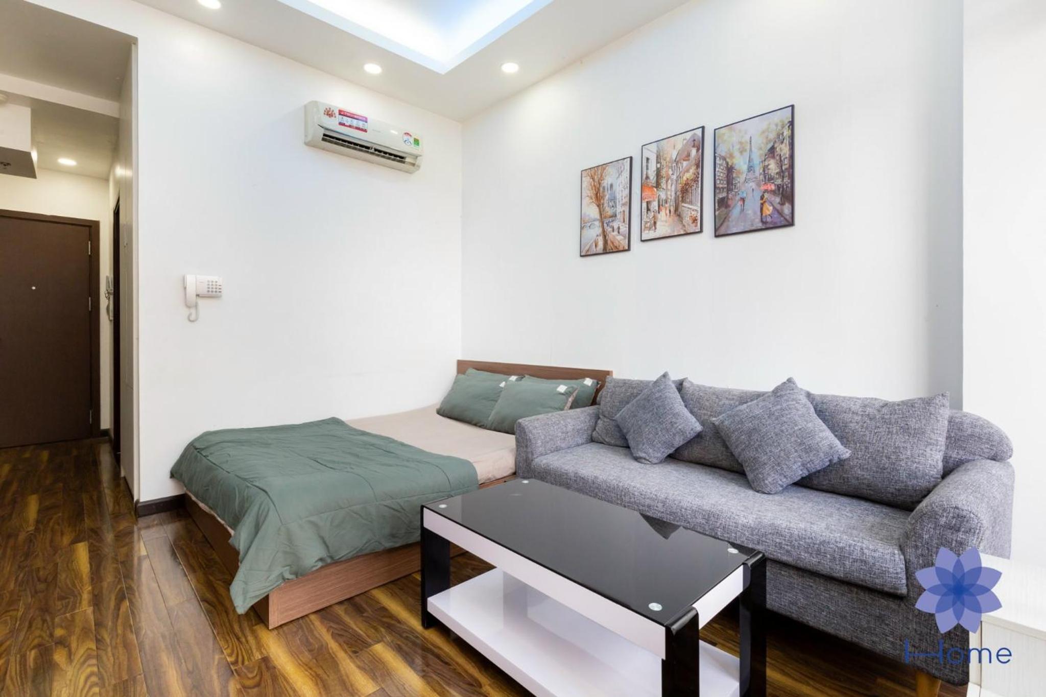 iHome Furnished Apartments with Free Gym & Pool, Airport Pick-Up Service