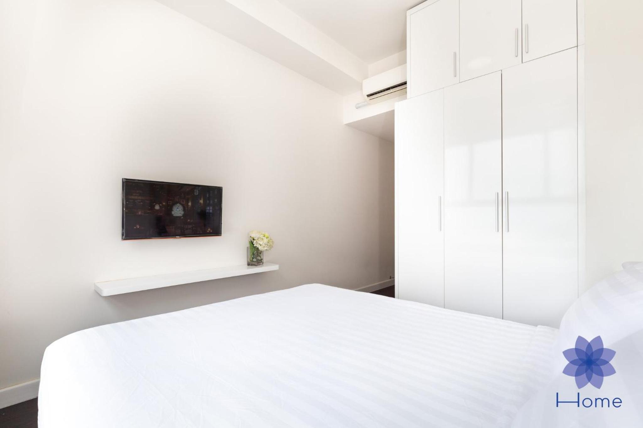 iHome Furnished Apartments with Free Gym & Pool, Airport Pick-Up Service