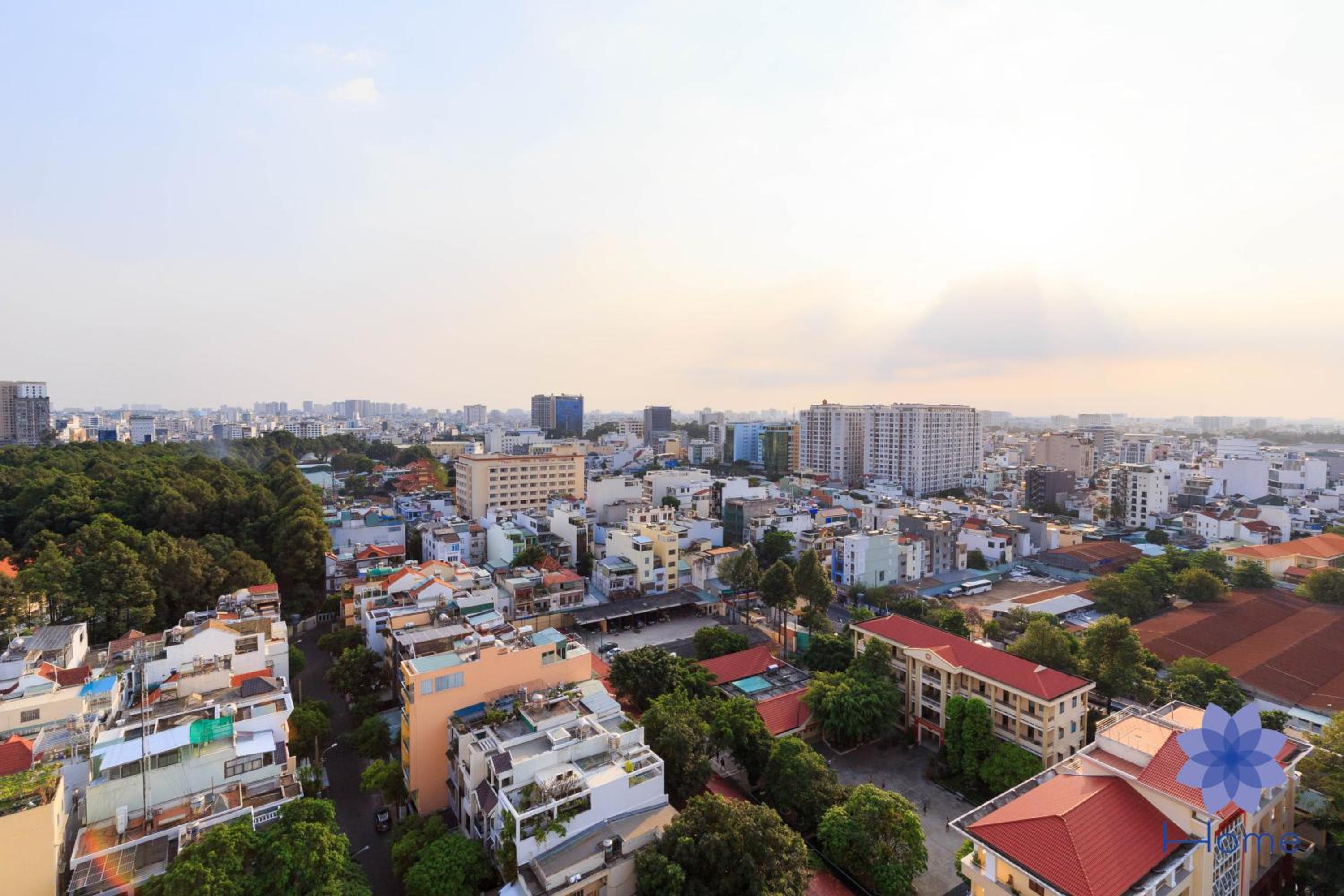 iHome Furnished Apartments with Free Gym & Pool, Airport Pick-Up Service