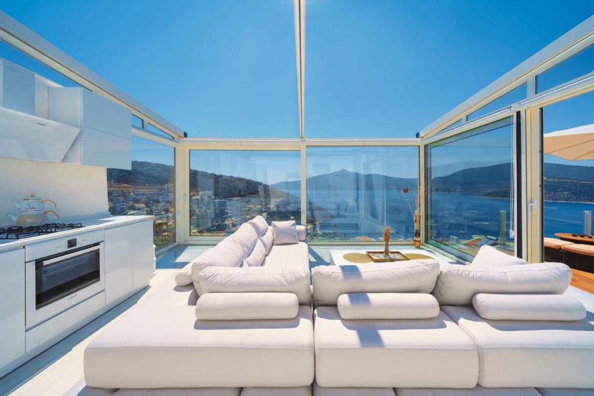outdoor BBQ area