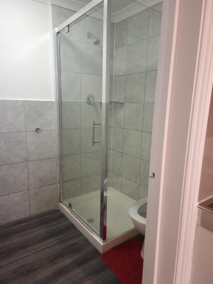 F23-Spacious Studio Fits 4 Near Paddington