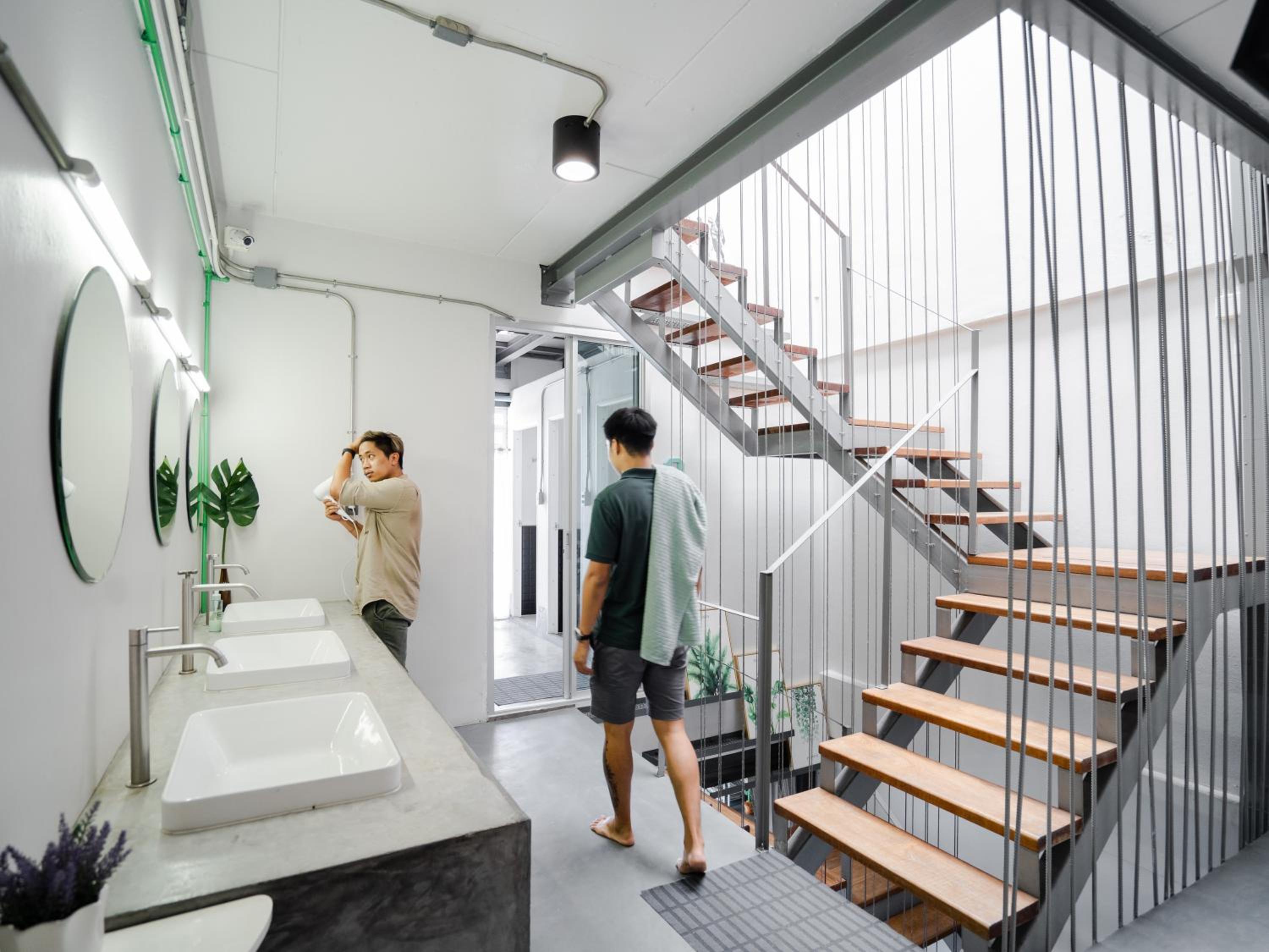 Hybrit hostel&cafe