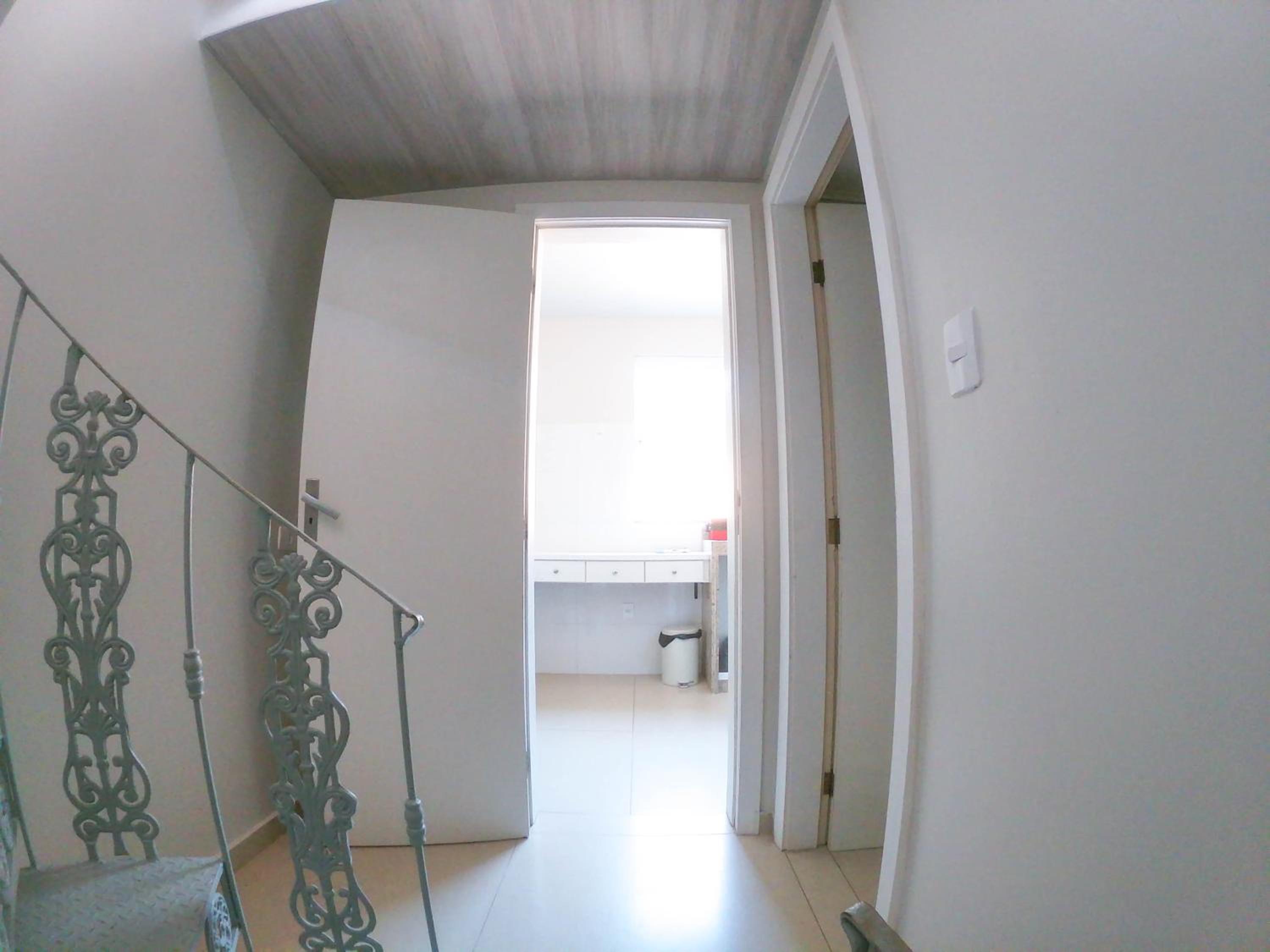 Ilha Flat Boganville view 2
