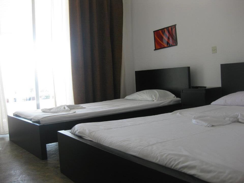Philippos & Maria Apartments