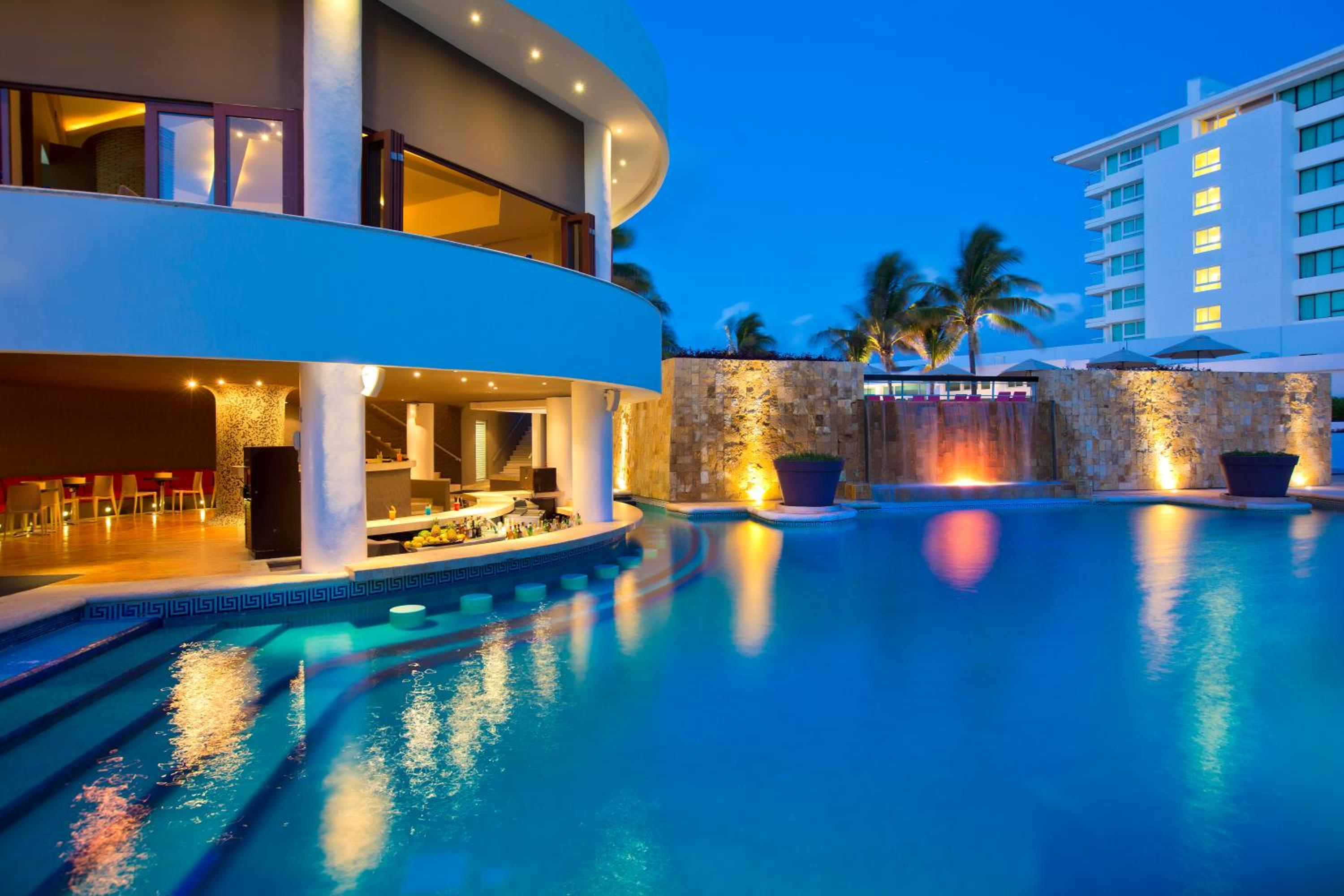 Krystal Grand Cancun All Inclusive
