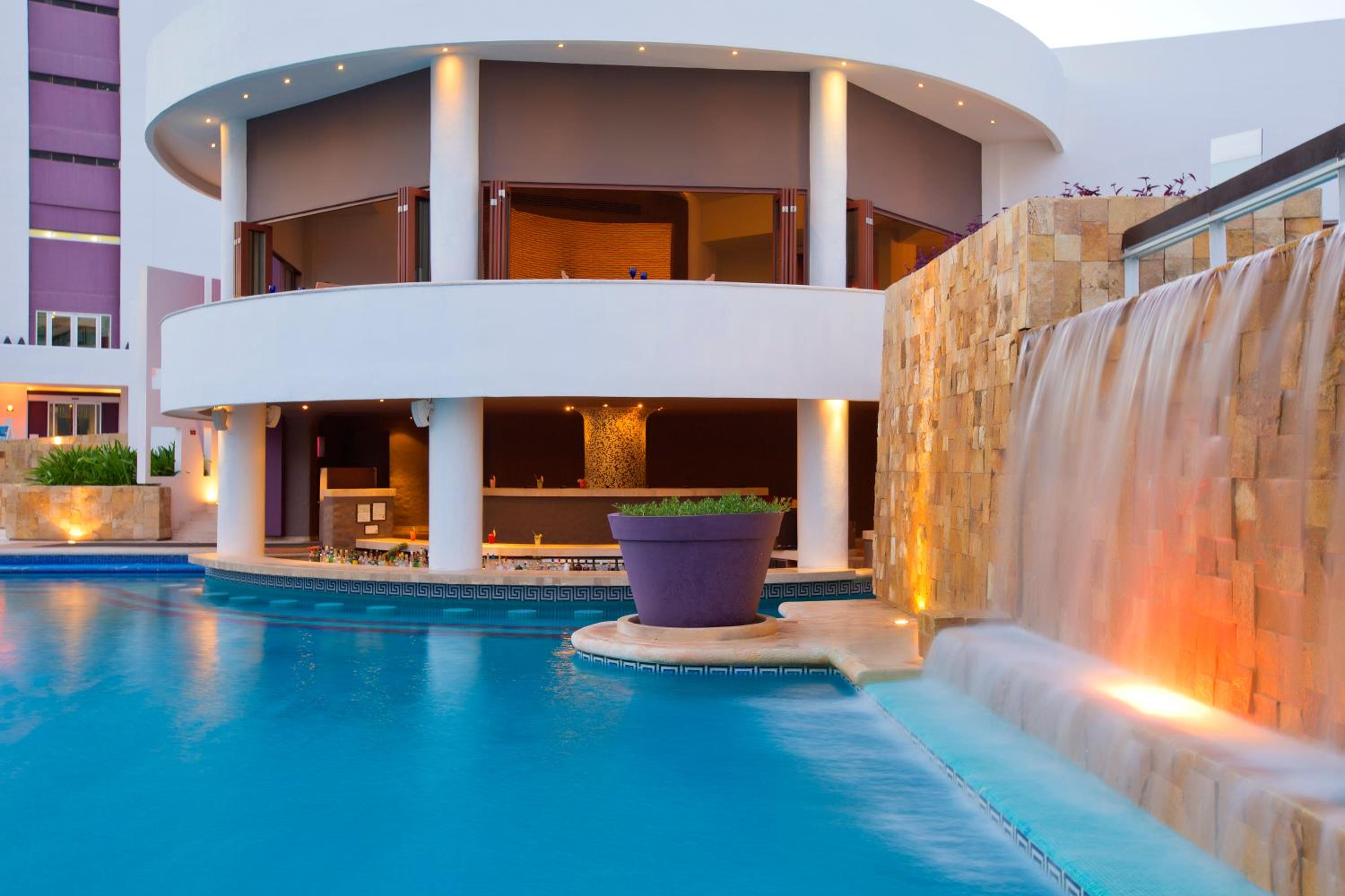 Krystal Grand Cancun All Inclusive