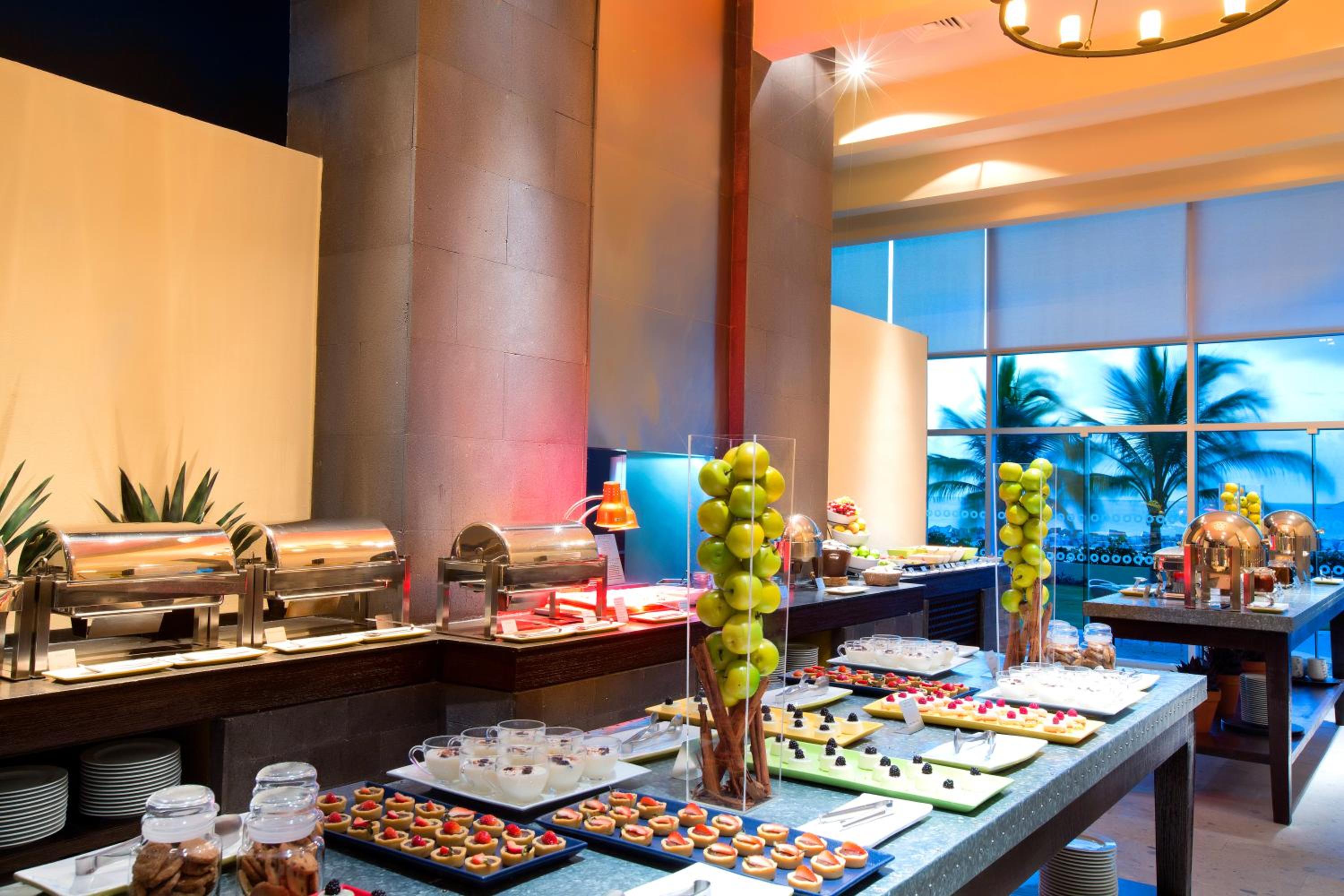 Krystal Grand Cancun All Inclusive