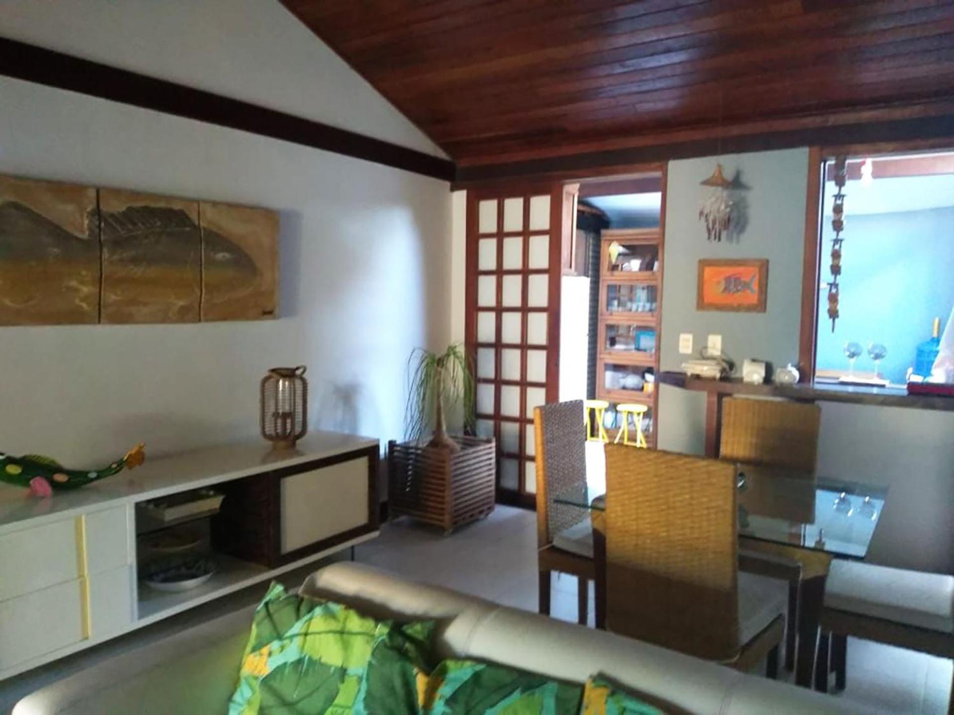 Casa c lazer completo a 290m da Praia de Geriba RJ