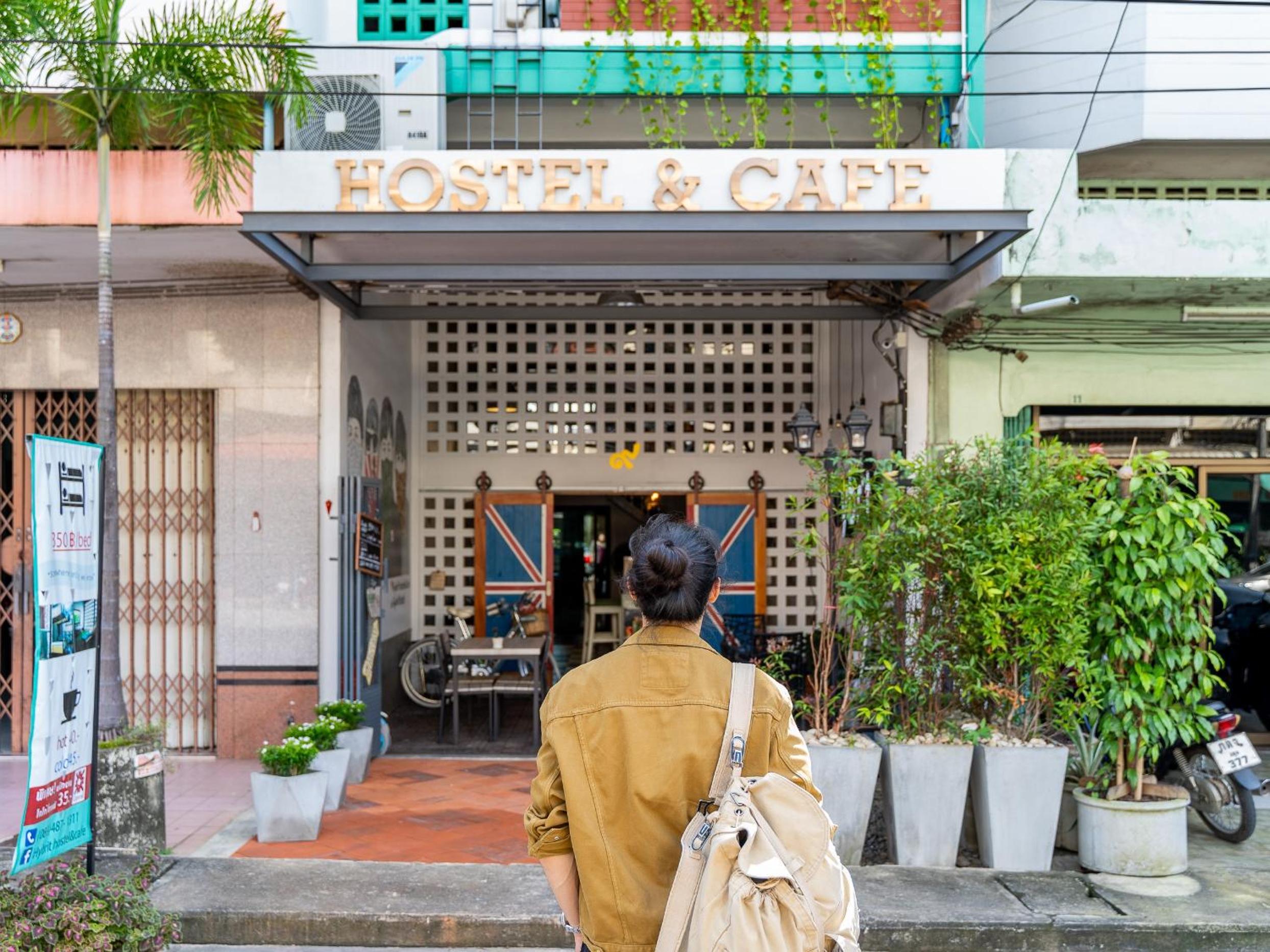 Hybrit hostel&cafe