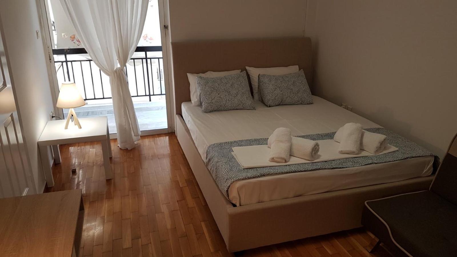 Maisonaitte-Athens Center, 4 BD, 2 BATH