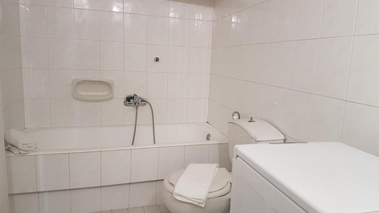 Maisonaitte-Athens Center, 4 BD, 2 BATH