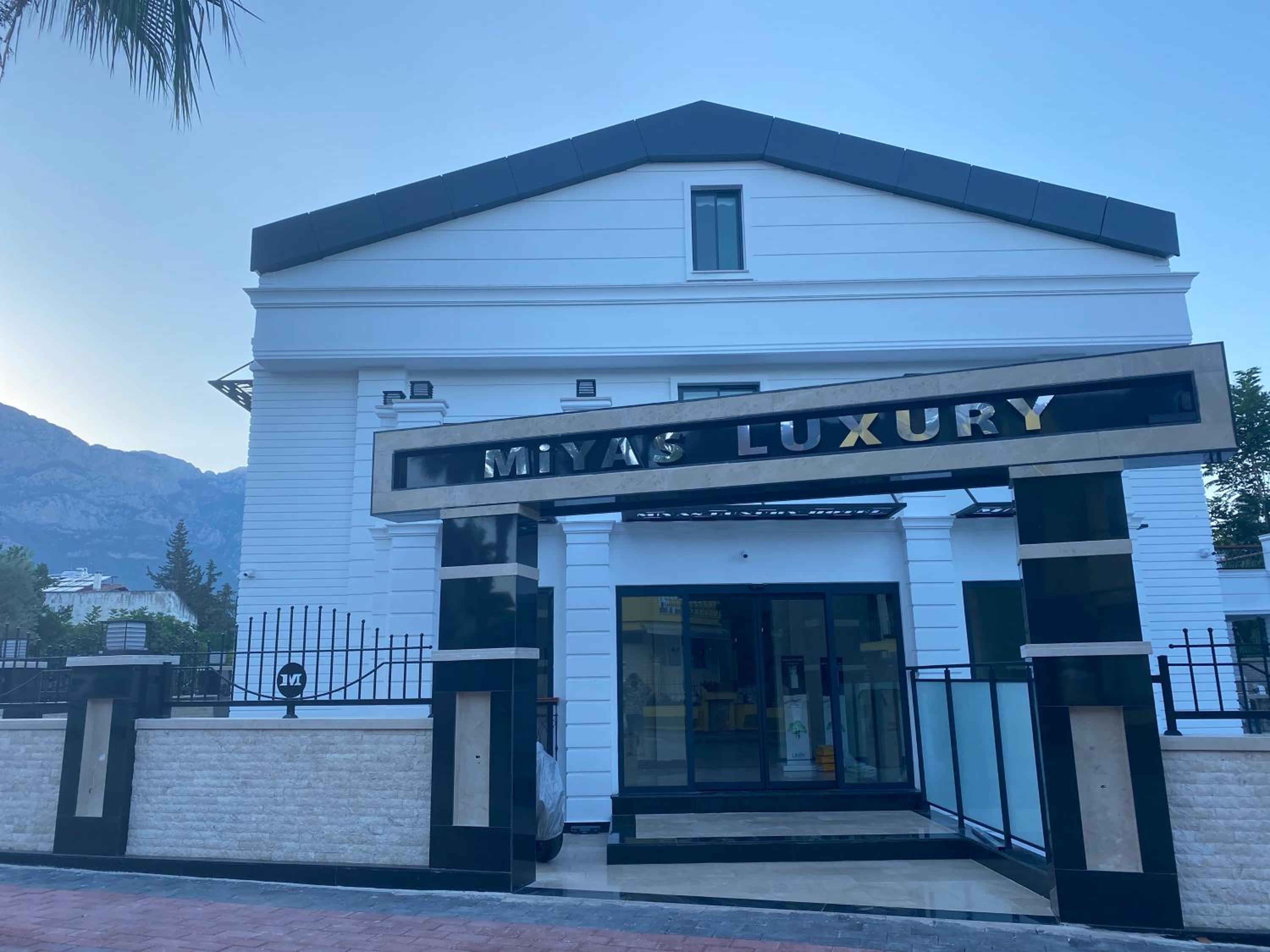 MİYAS LUXURY HOTEL - Image 48