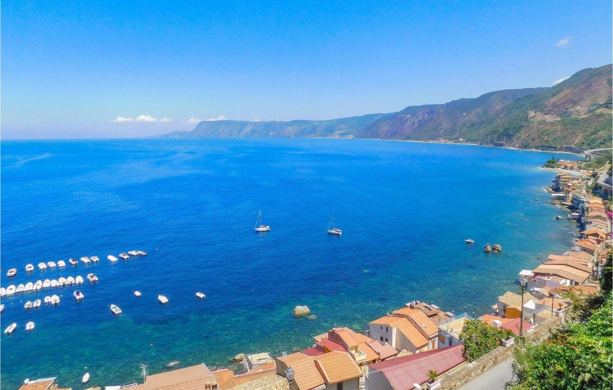 Stunning Home In Palmi With Wifi