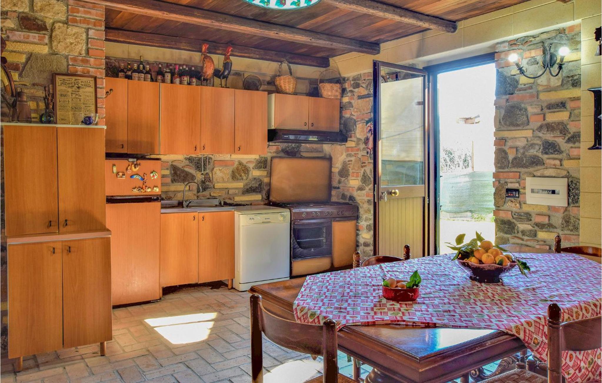 Stunning Home In Palmi With Wifi
