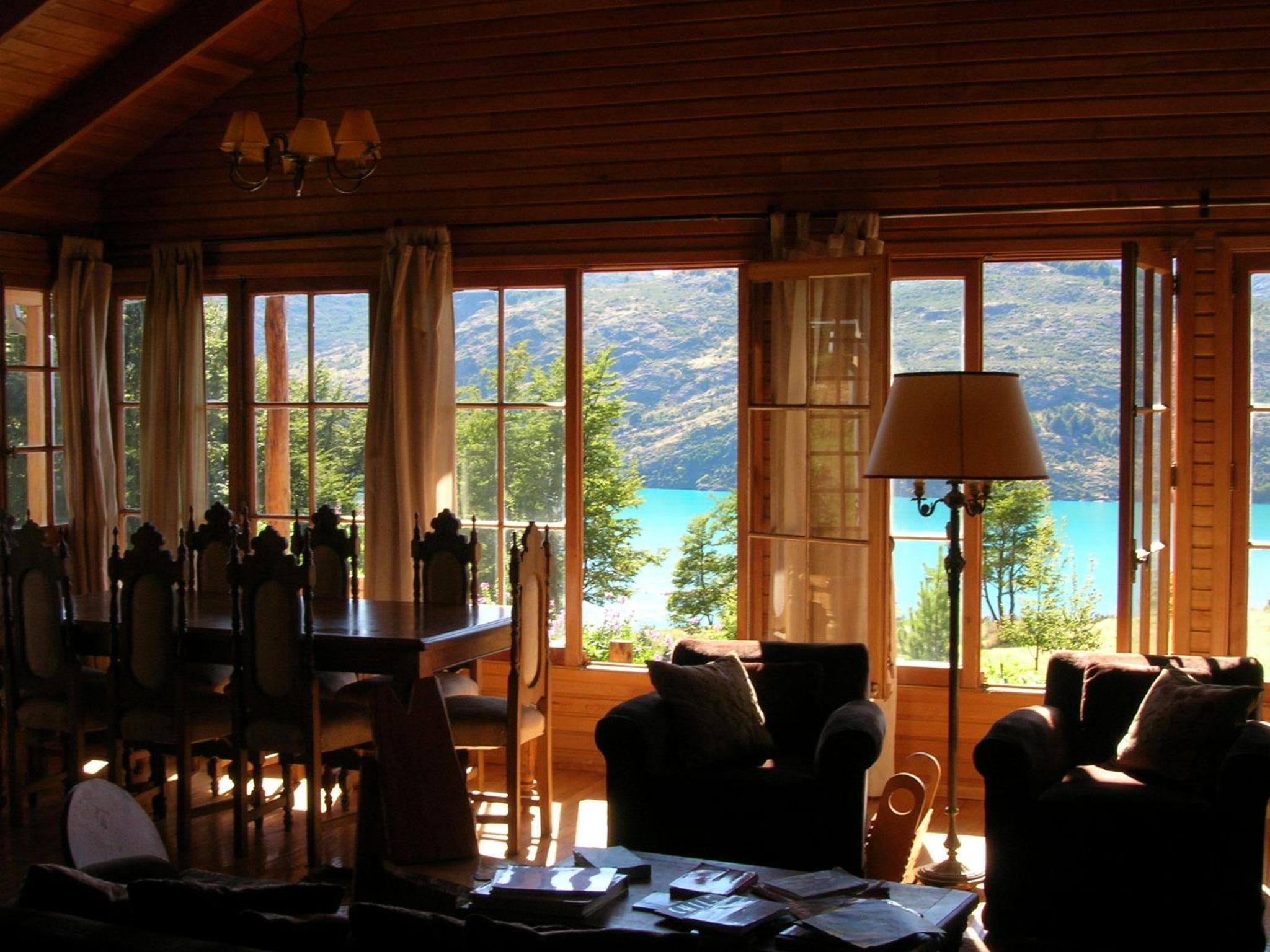 Mallin Colorado Ecolodge