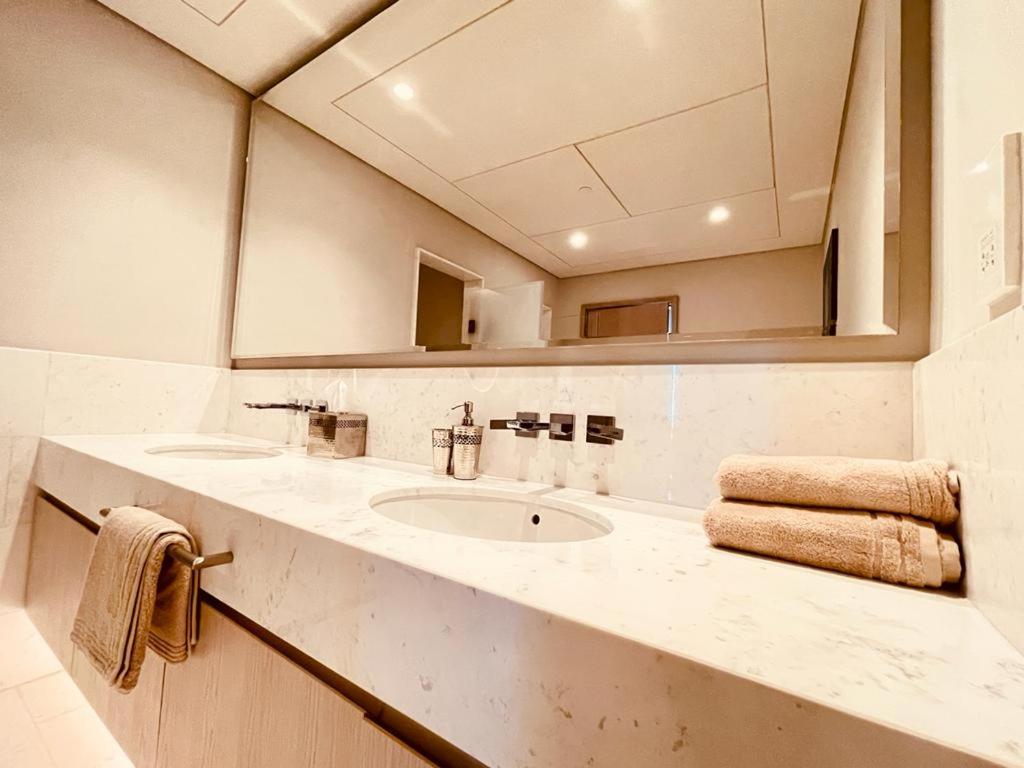 HVR THE PALM DUBAI