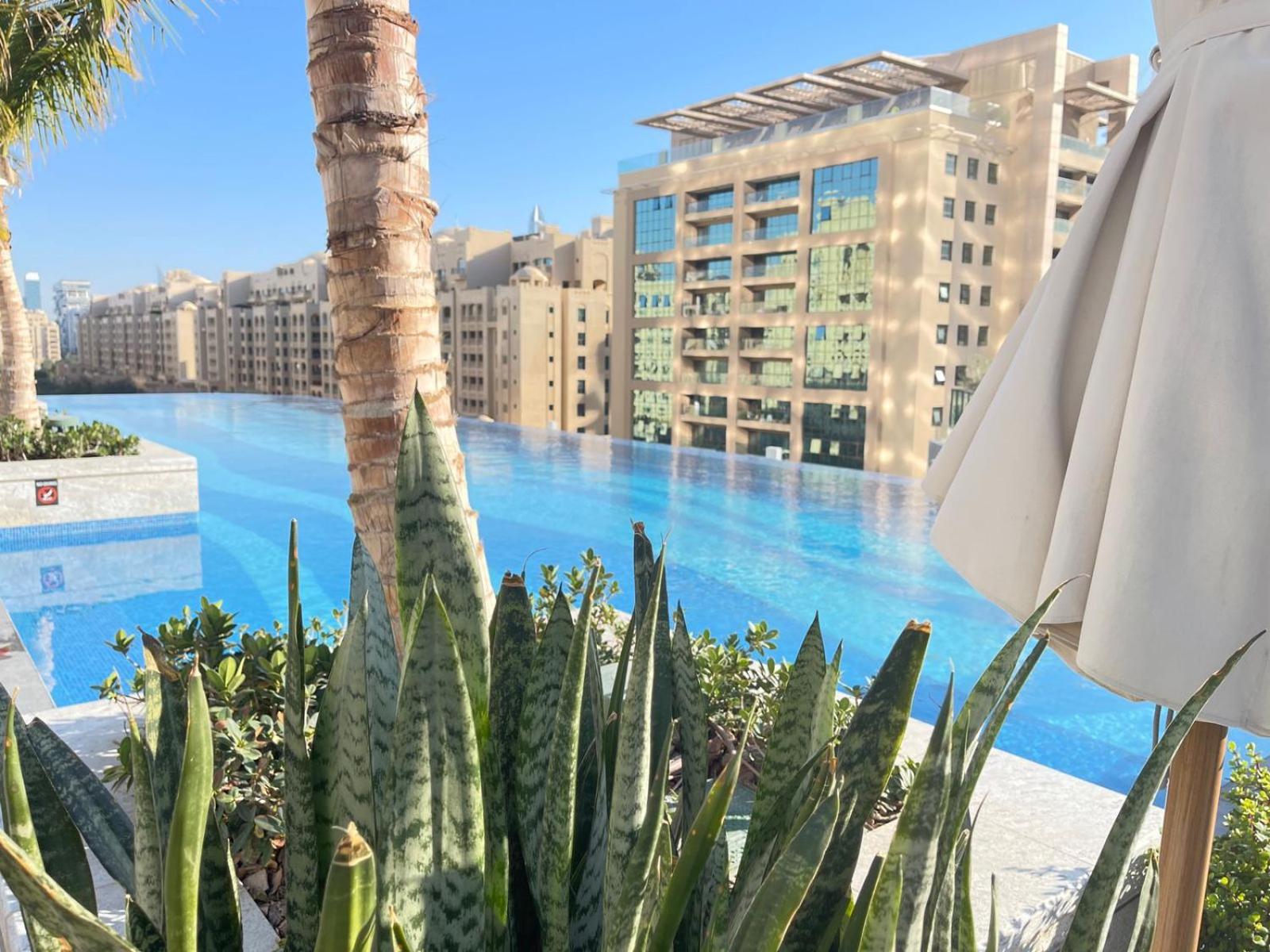 HVR THE PALM DUBAI