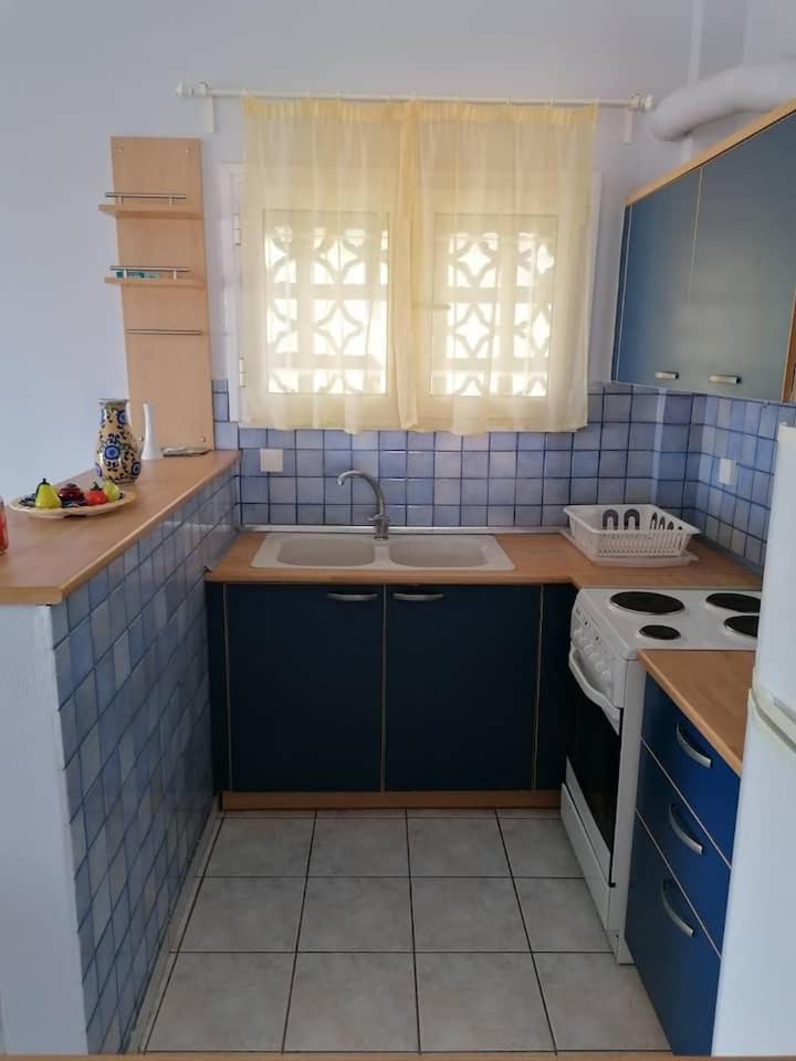 Mavretas Apartments 1 photo 4