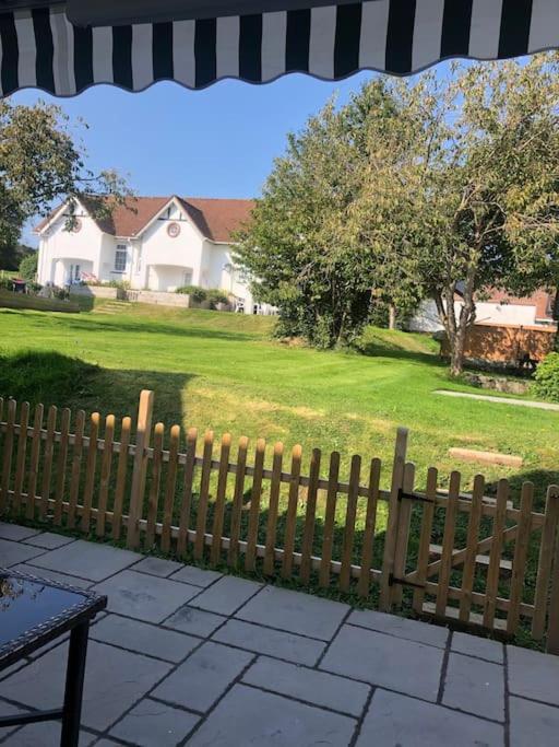 Bramble Cottage - Sleeps 5 view 4