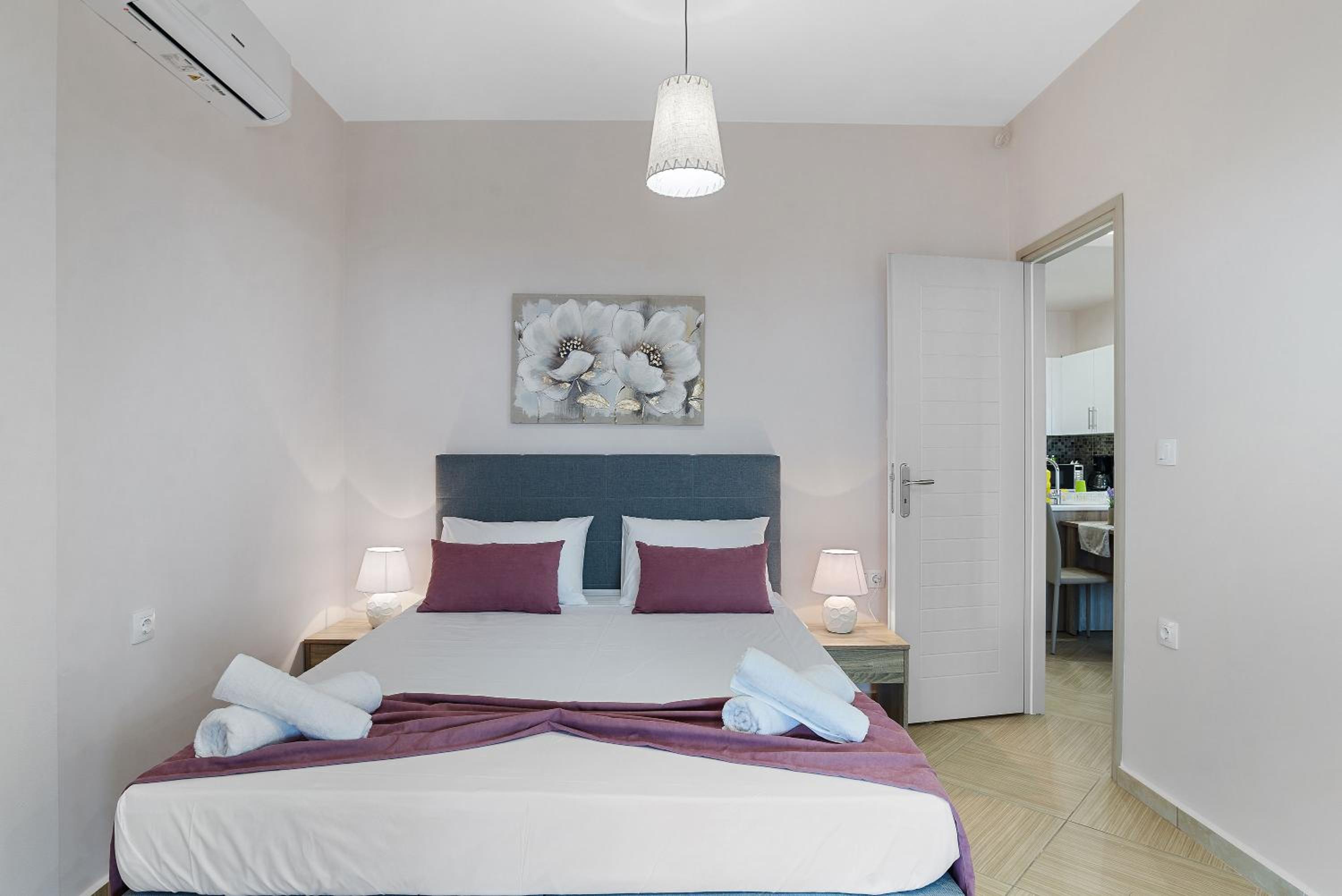 Nikos Dimitra Luxury Home BY APOKORONAS-VILLAS photo 5