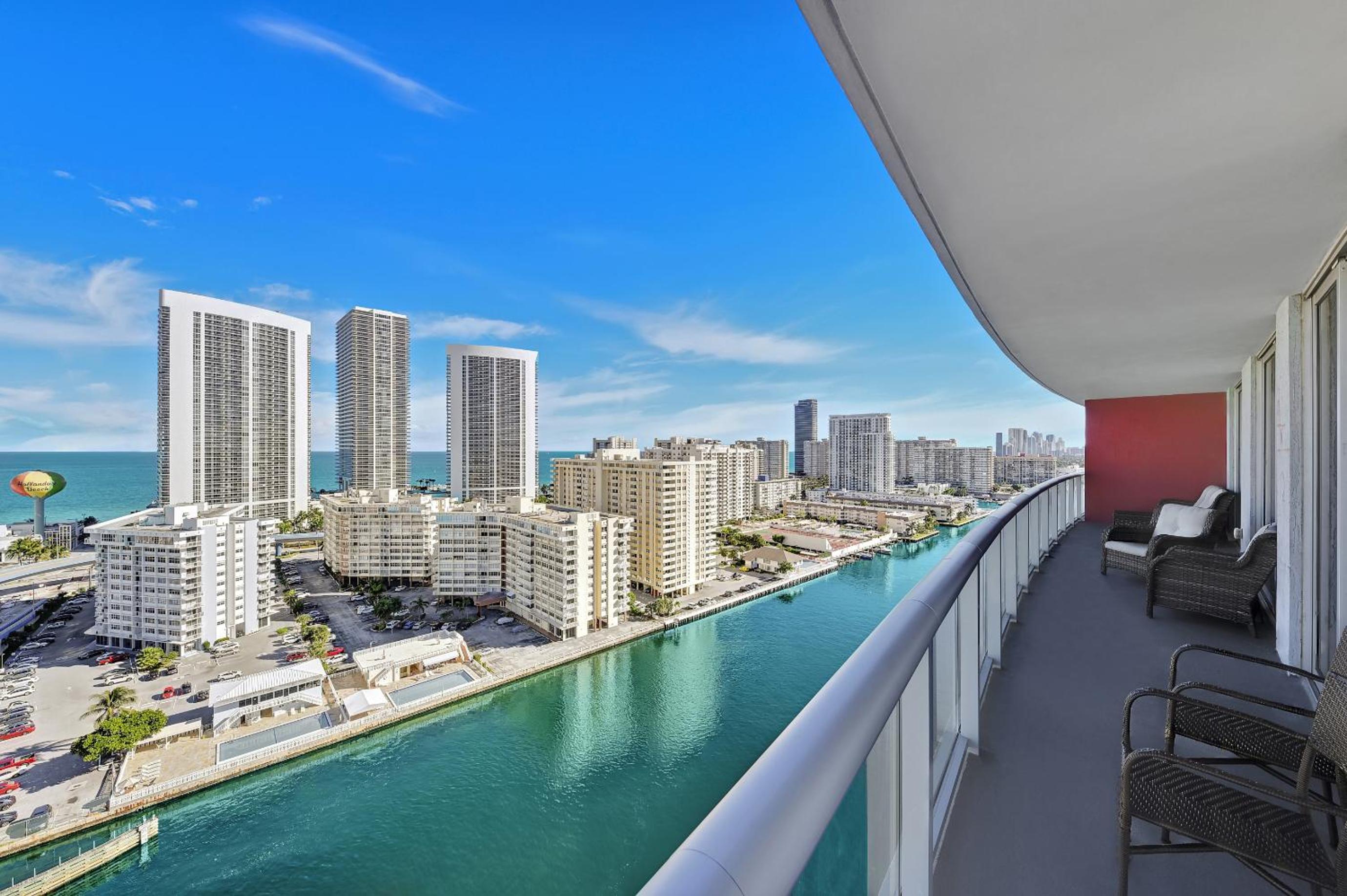 Three-Bedroom Beachwalk Resort Apartment - Image 4