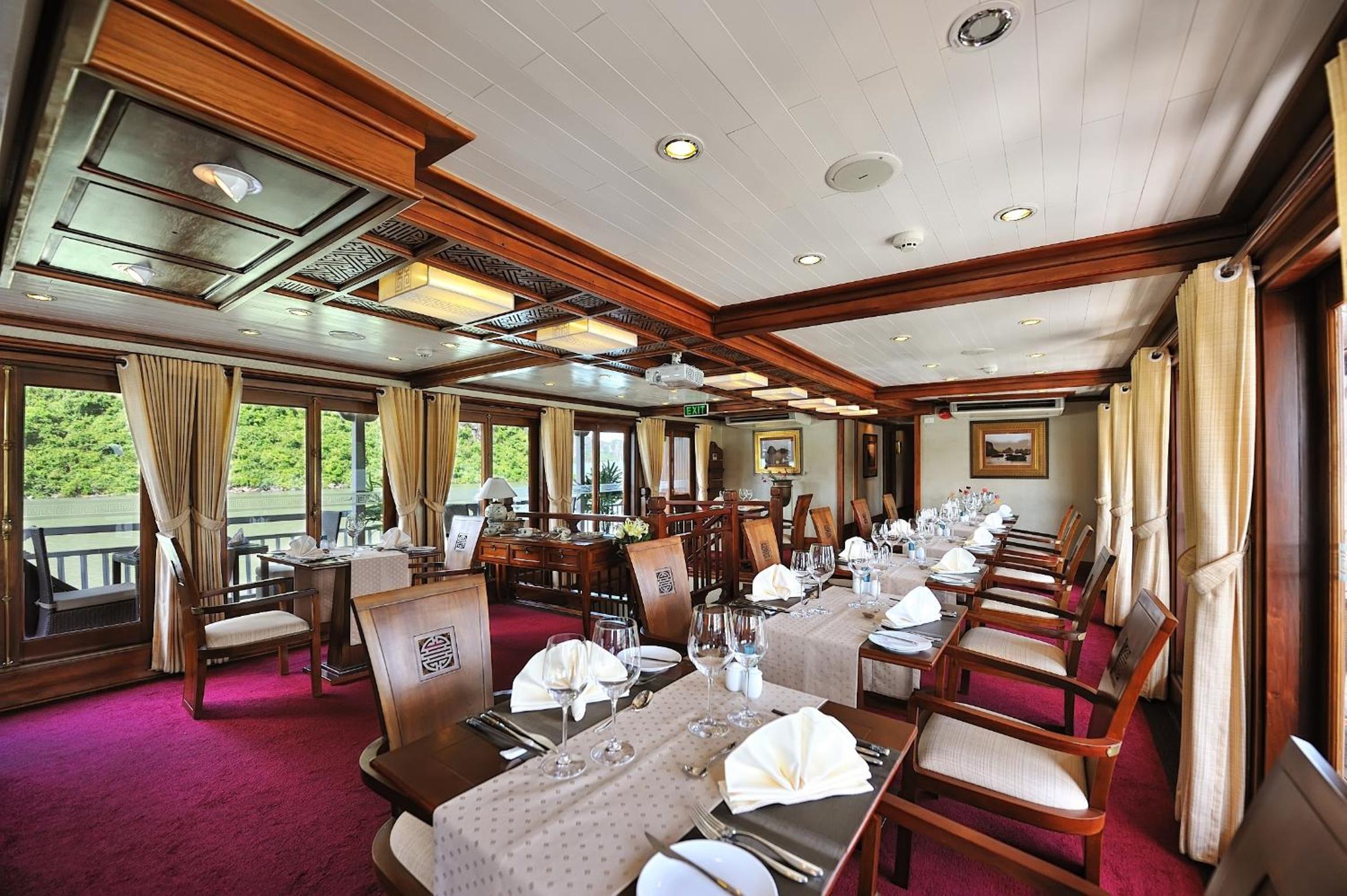 Paradise Peak Cruise