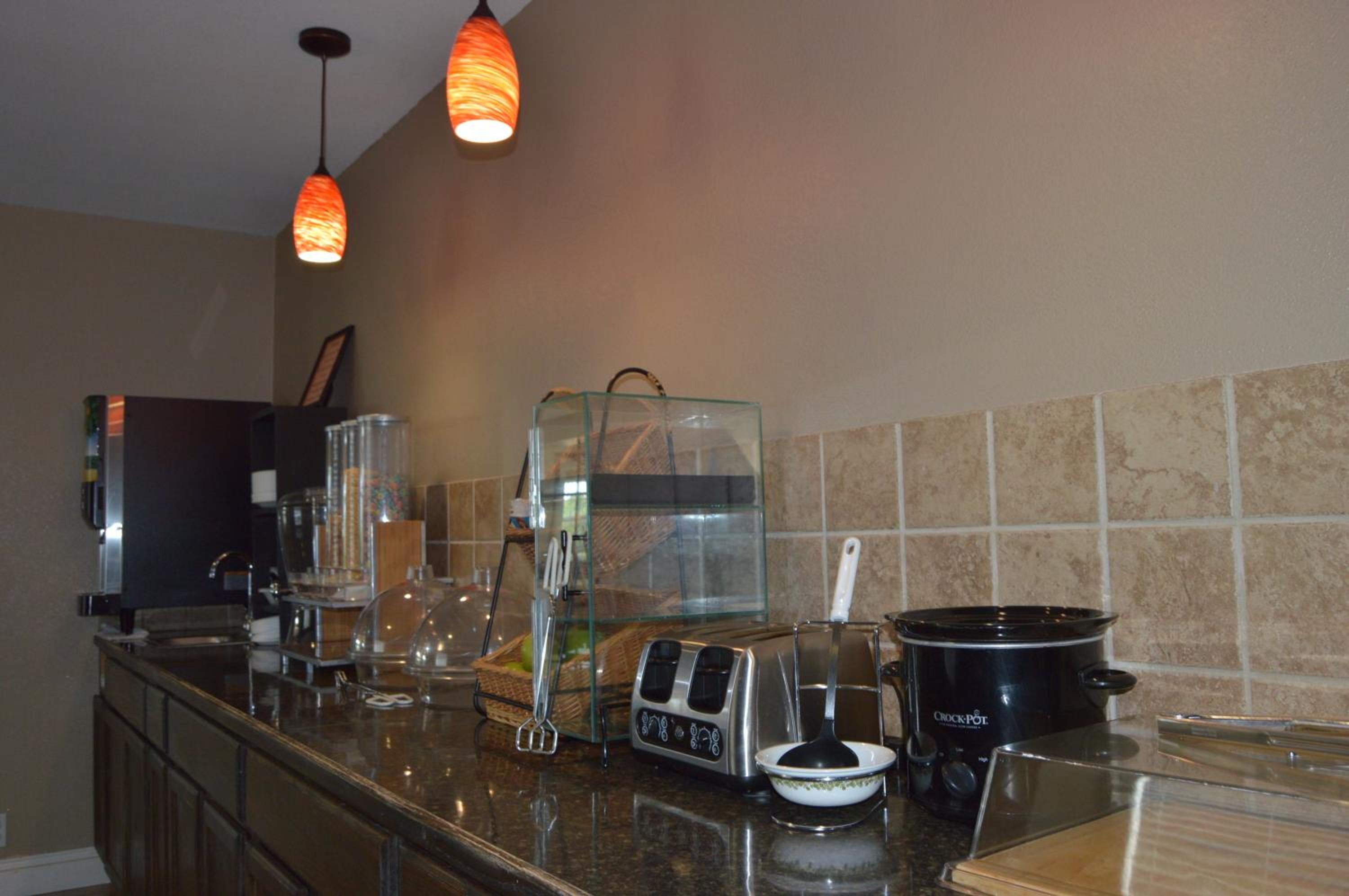 Microtel Inn and Suites By Wyndham Miami OK
