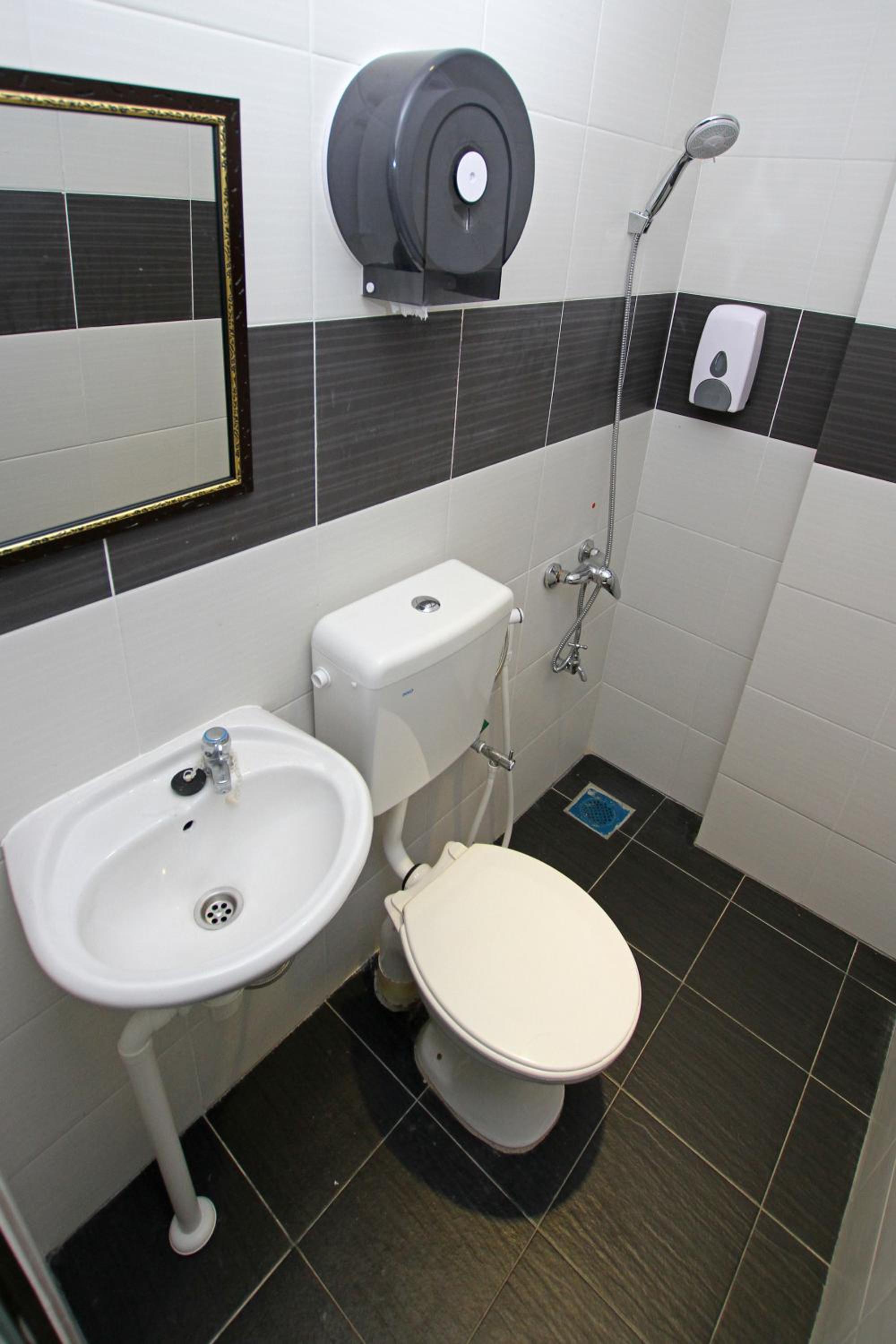Photo 18