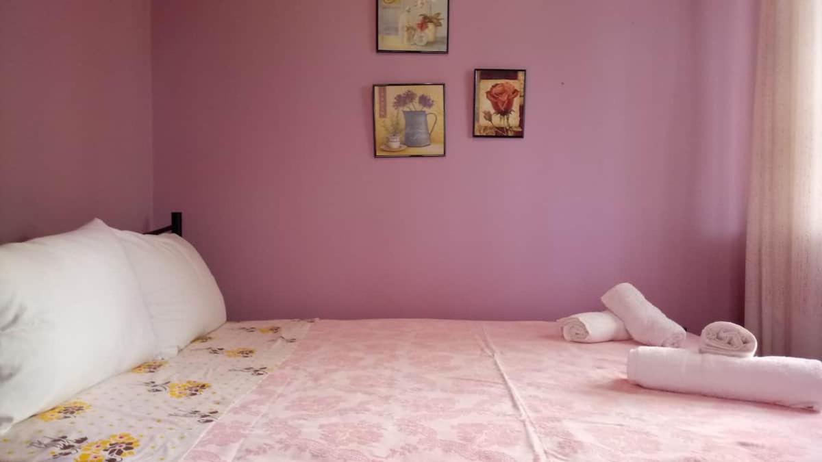 Sitzanaki Home