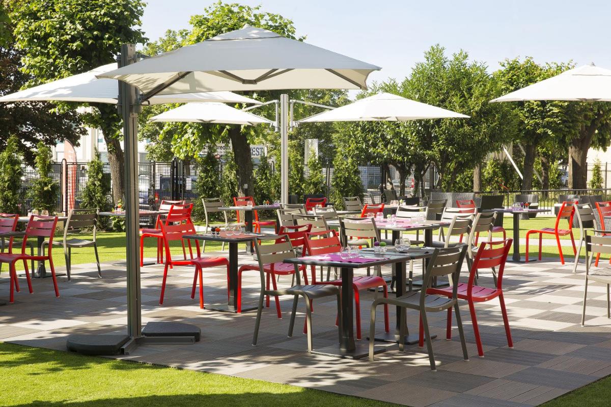 outdoor BBQ area