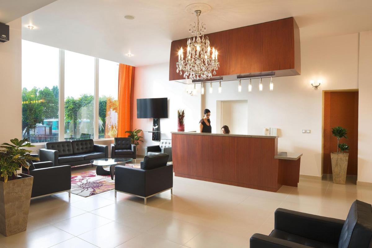 hotel reception