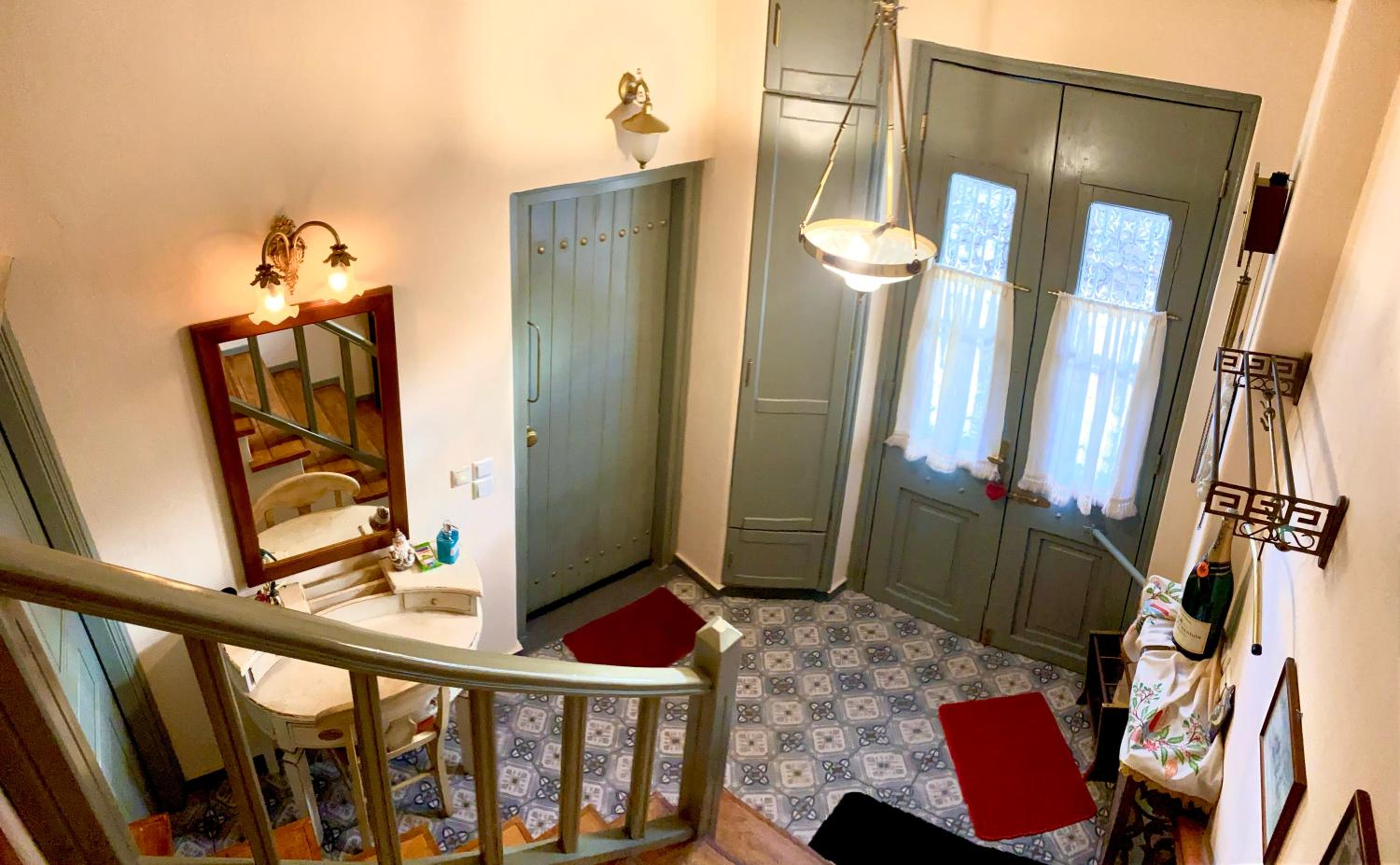 Arachova Boka's House, Charming Mountain Getaway view 5
